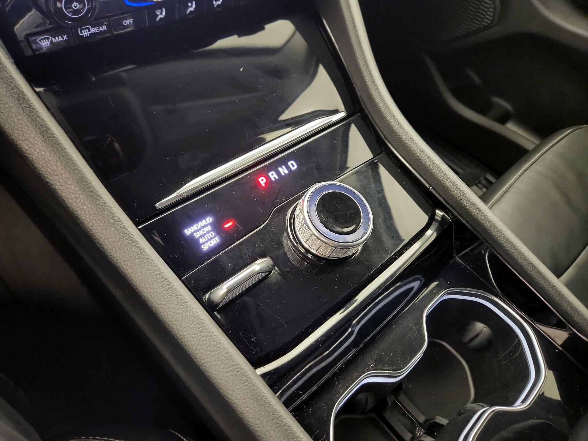 Thumbnail: 2023 Jeep Grand Cherokee - 18