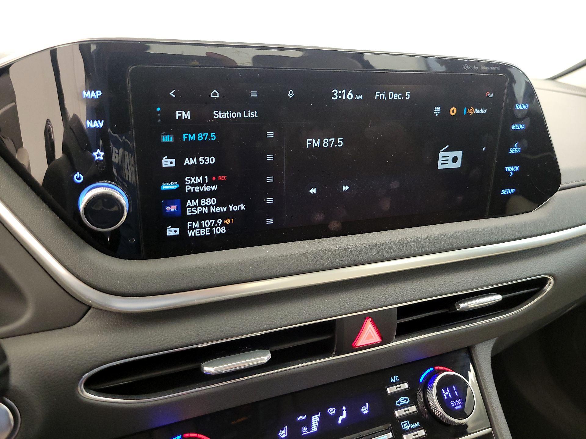 Thumbnail: 2023 Hyundai Sonata - 16