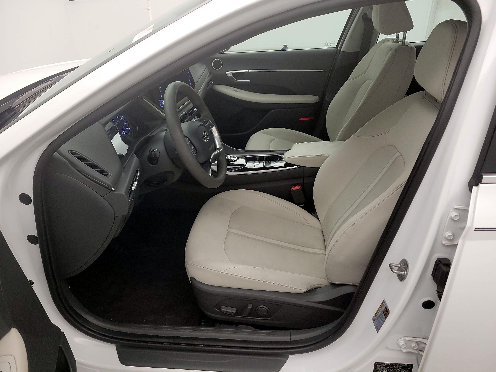 Thumbnail: 2023 Hyundai Sonata - 11