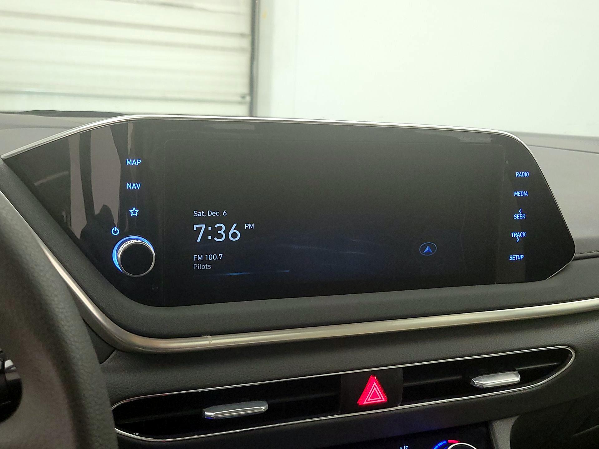 Thumbnail: 2023 Hyundai Sonata - 15