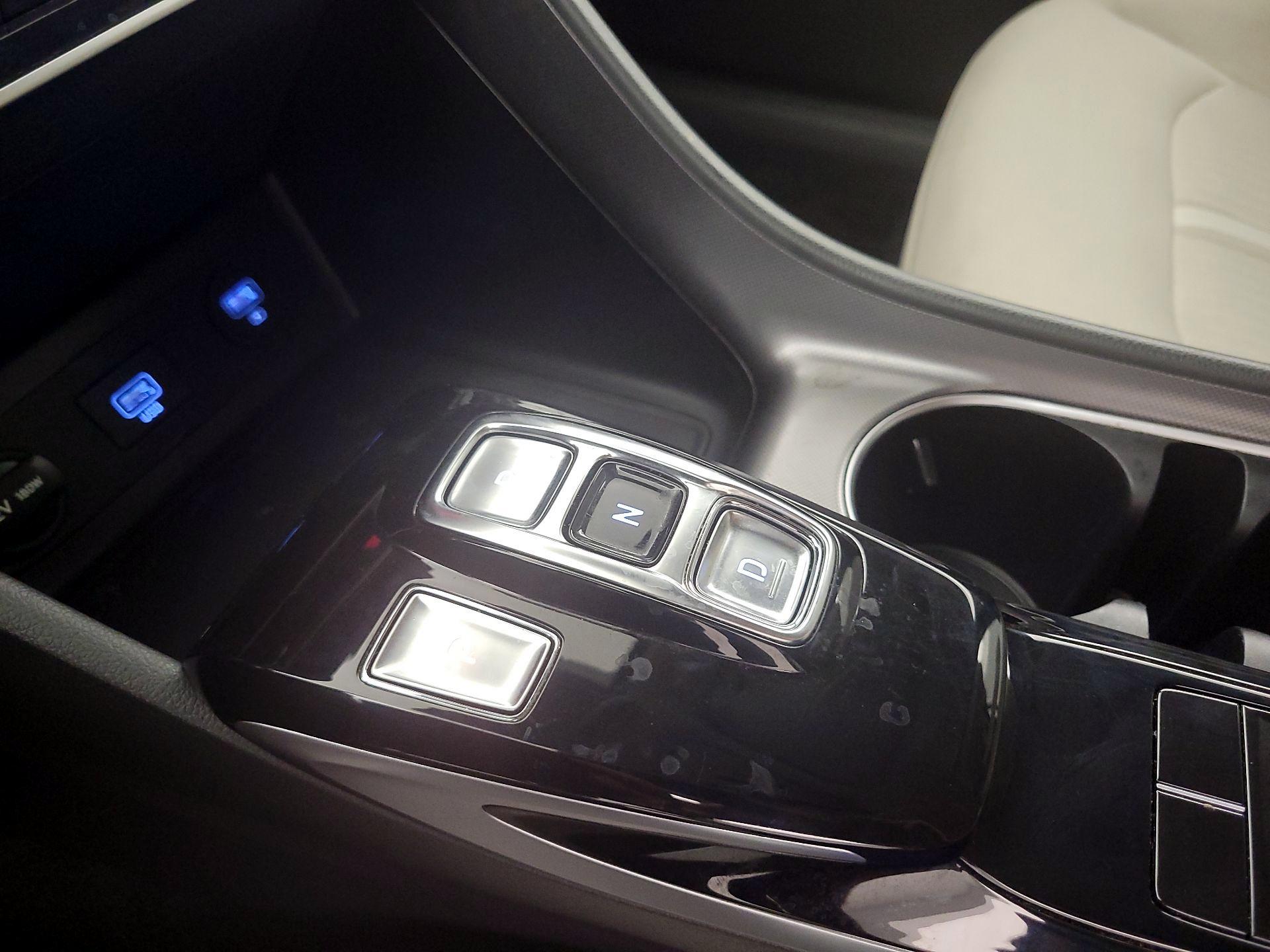 Thumbnail: 2023 Hyundai Sonata - 17