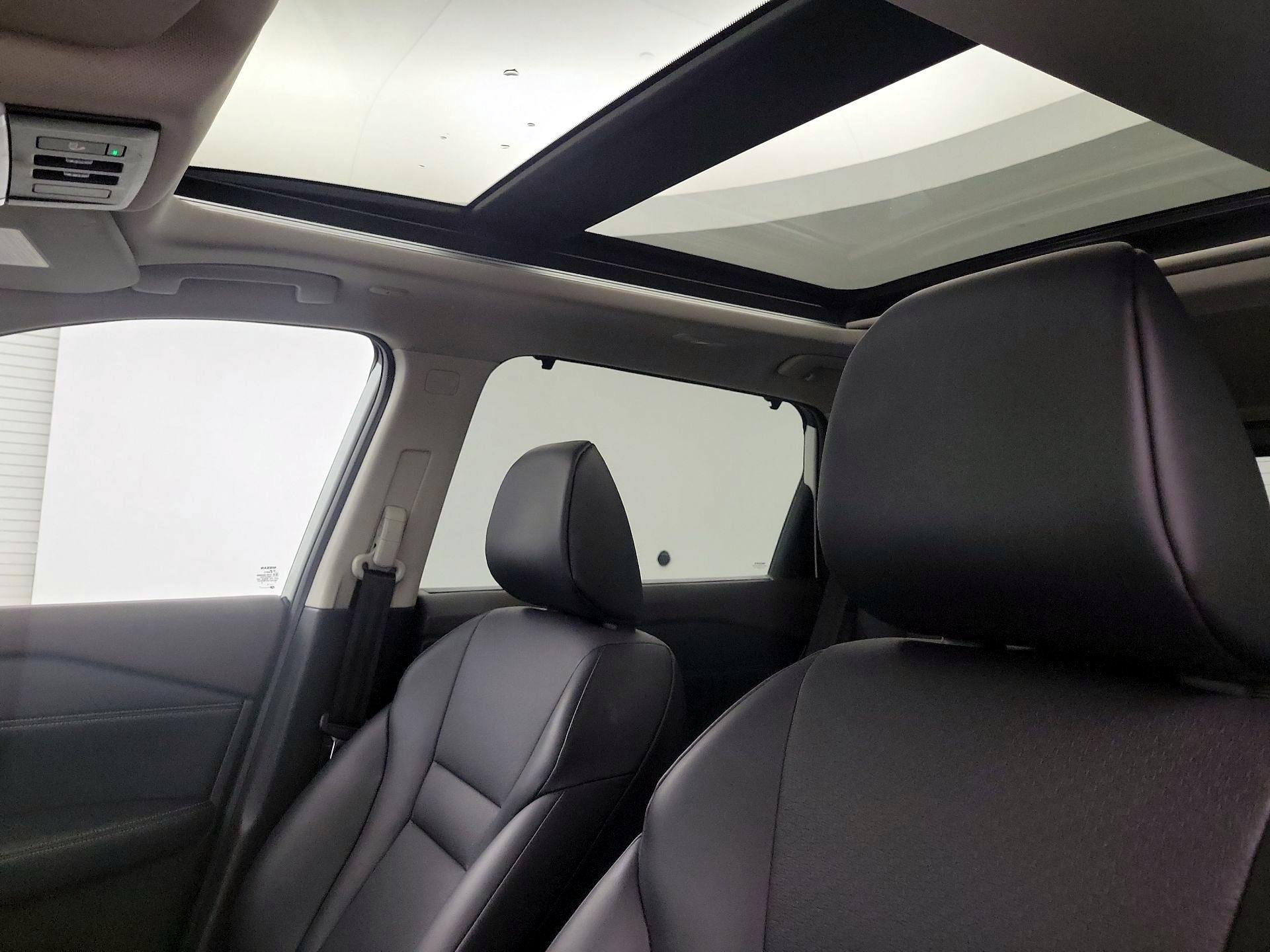 Thumbnail: 2023 Nissan Rogue - 17