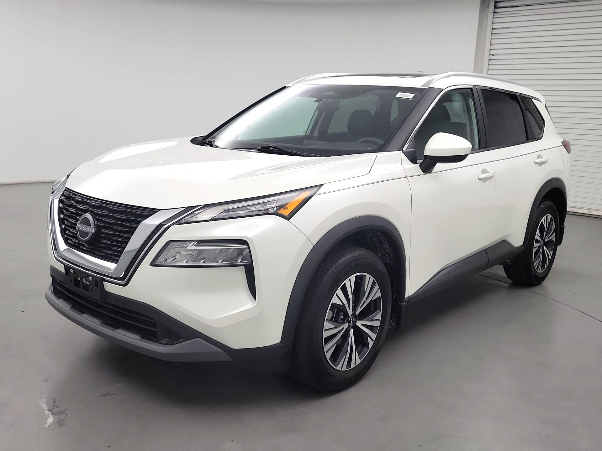 Thumbnail: 2023 Nissan Rogue - 3