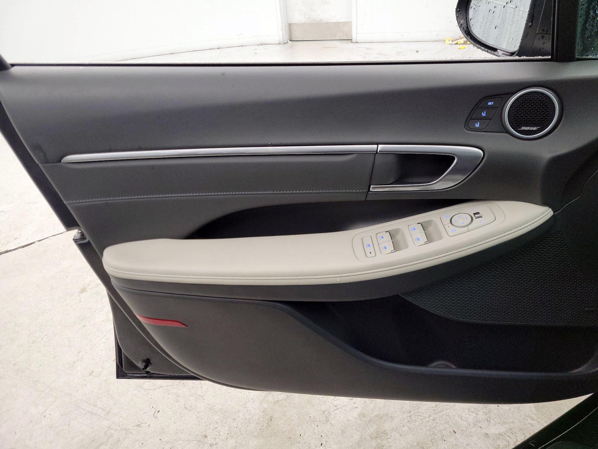 Thumbnail: 2023 Hyundai Sonata - 12