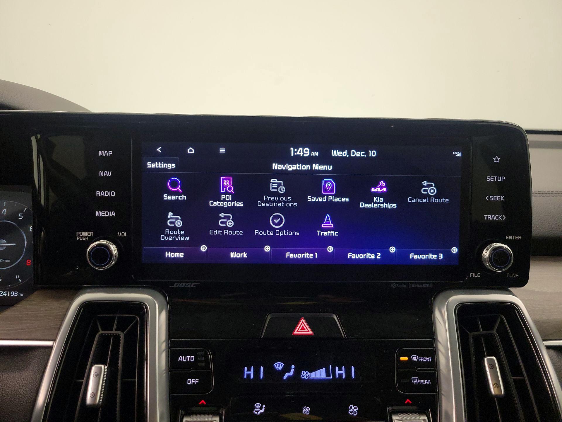 Thumbnail: 2023 Kia Sorento - 14