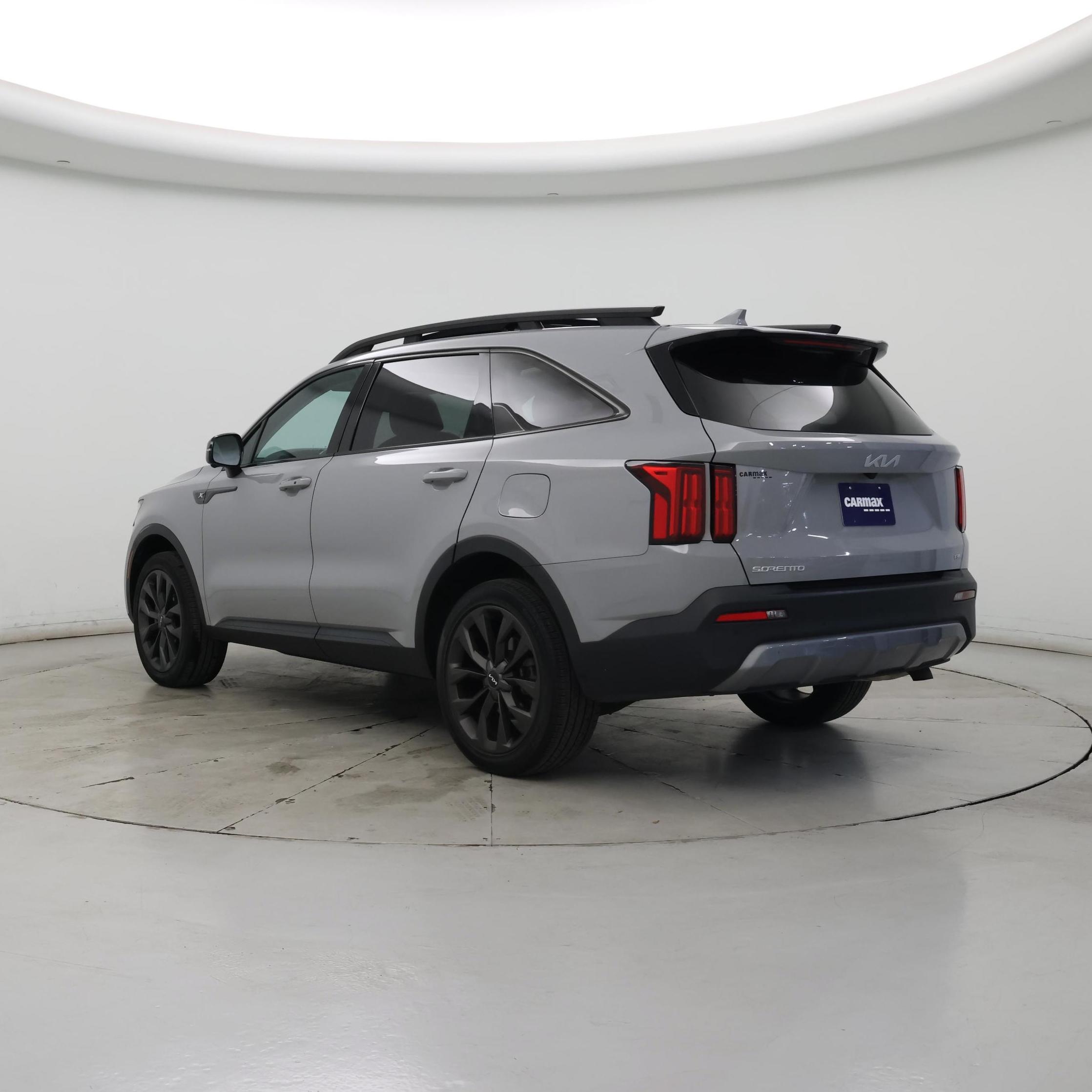 Thumbnail: 2023 Kia Sorento - 2