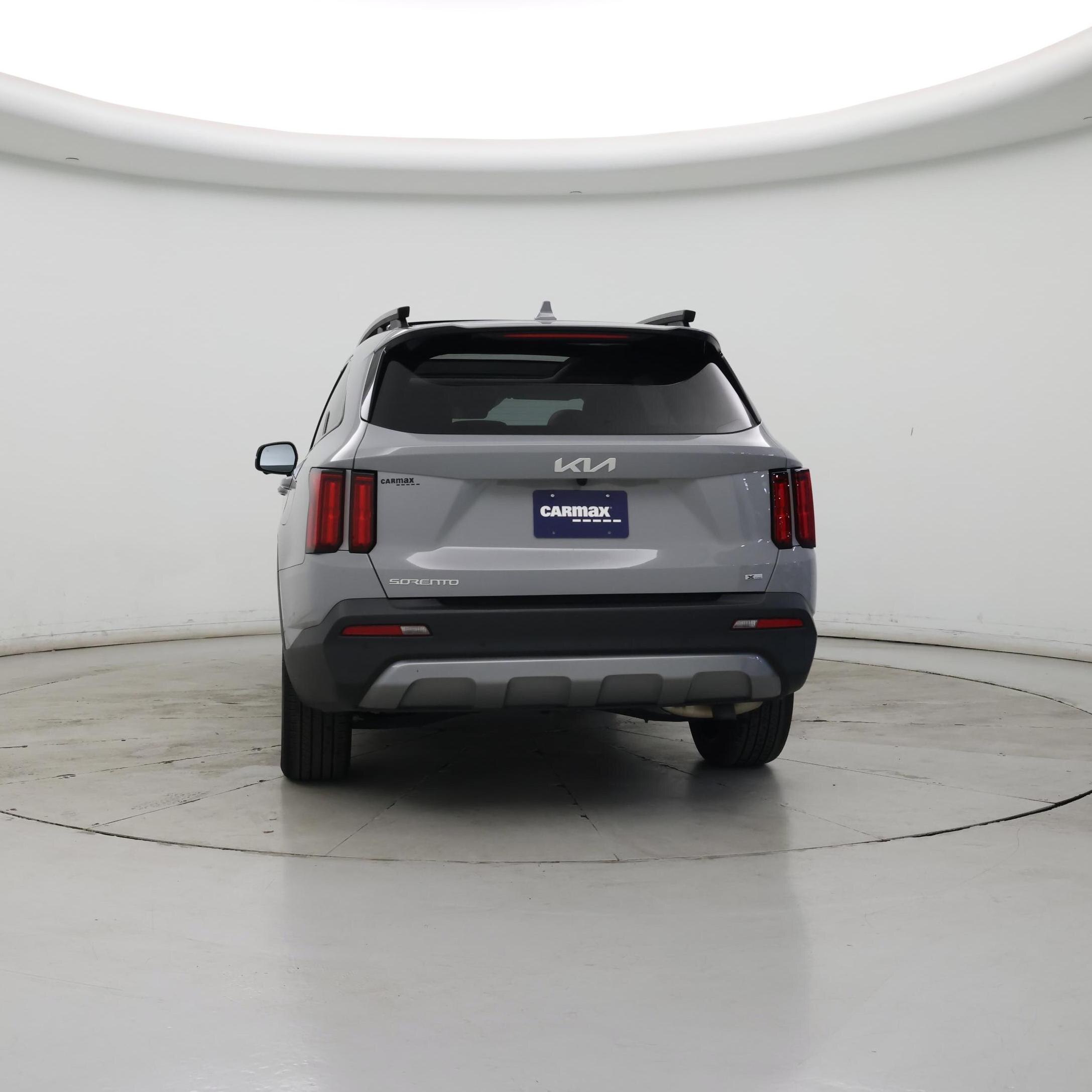 Thumbnail: 2023 Kia Sorento - 6