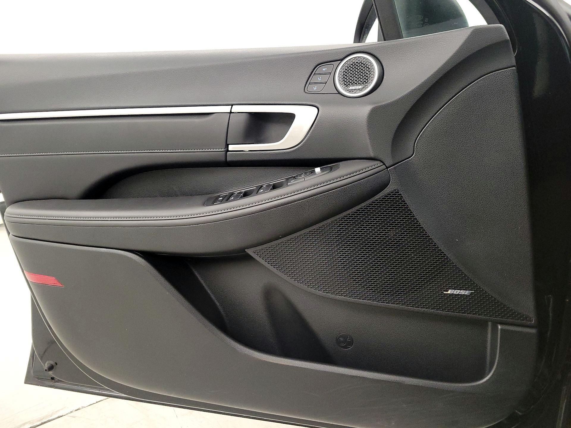 Thumbnail: 2022 Hyundai Sonata - 12