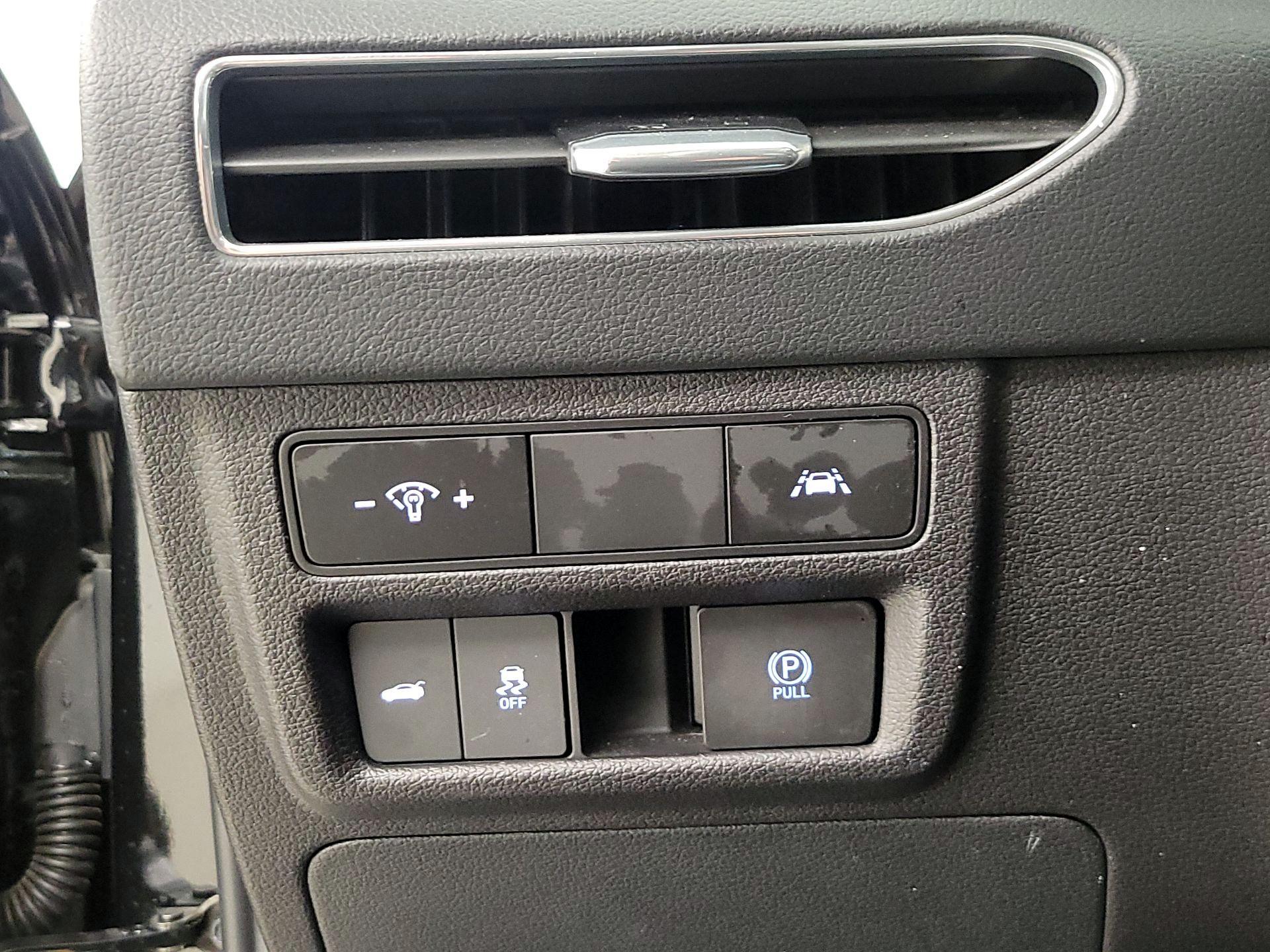 Thumbnail: 2022 Hyundai Sonata - 13