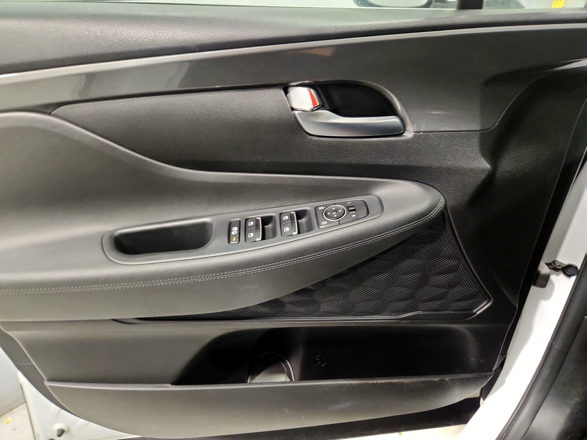 Thumbnail: 2023 Hyundai Santa Fe - 12