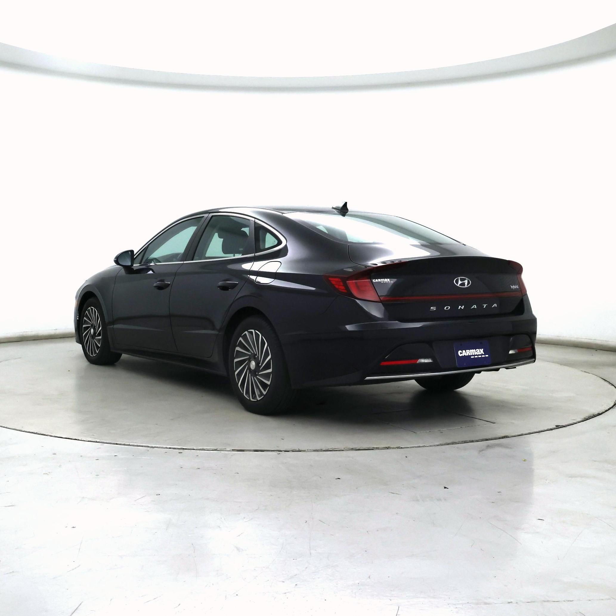 Thumbnail: 2023 Hyundai Sonata - 2