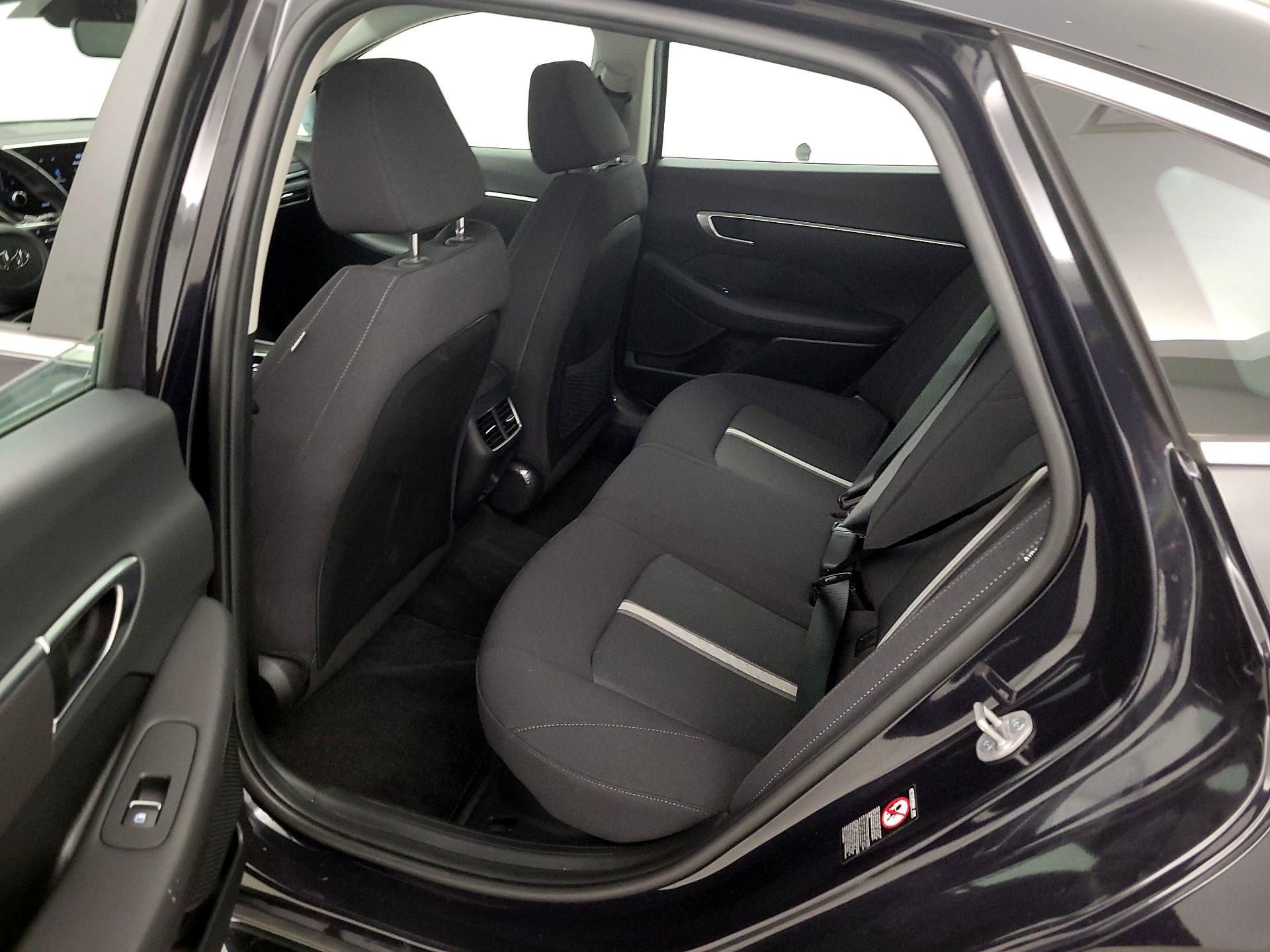 Thumbnail: 2023 Hyundai Sonata - 20