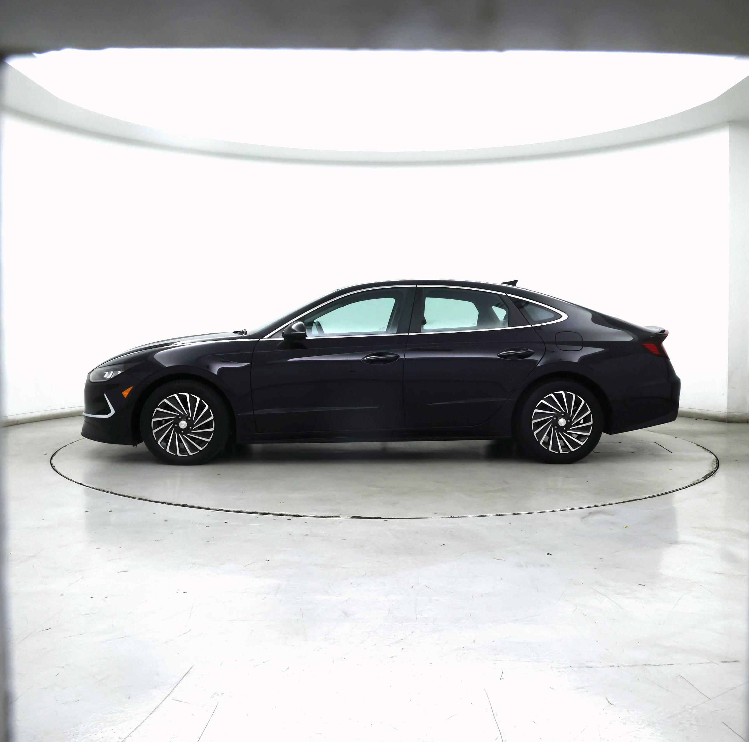 Thumbnail: 2023 Hyundai Sonata - 3