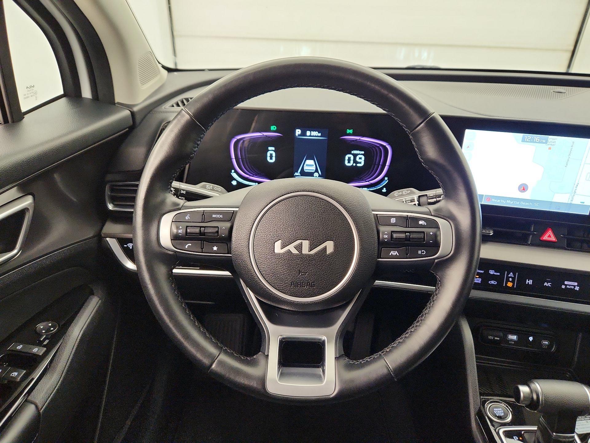 Thumbnail: 2023 Kia Sportage - 10