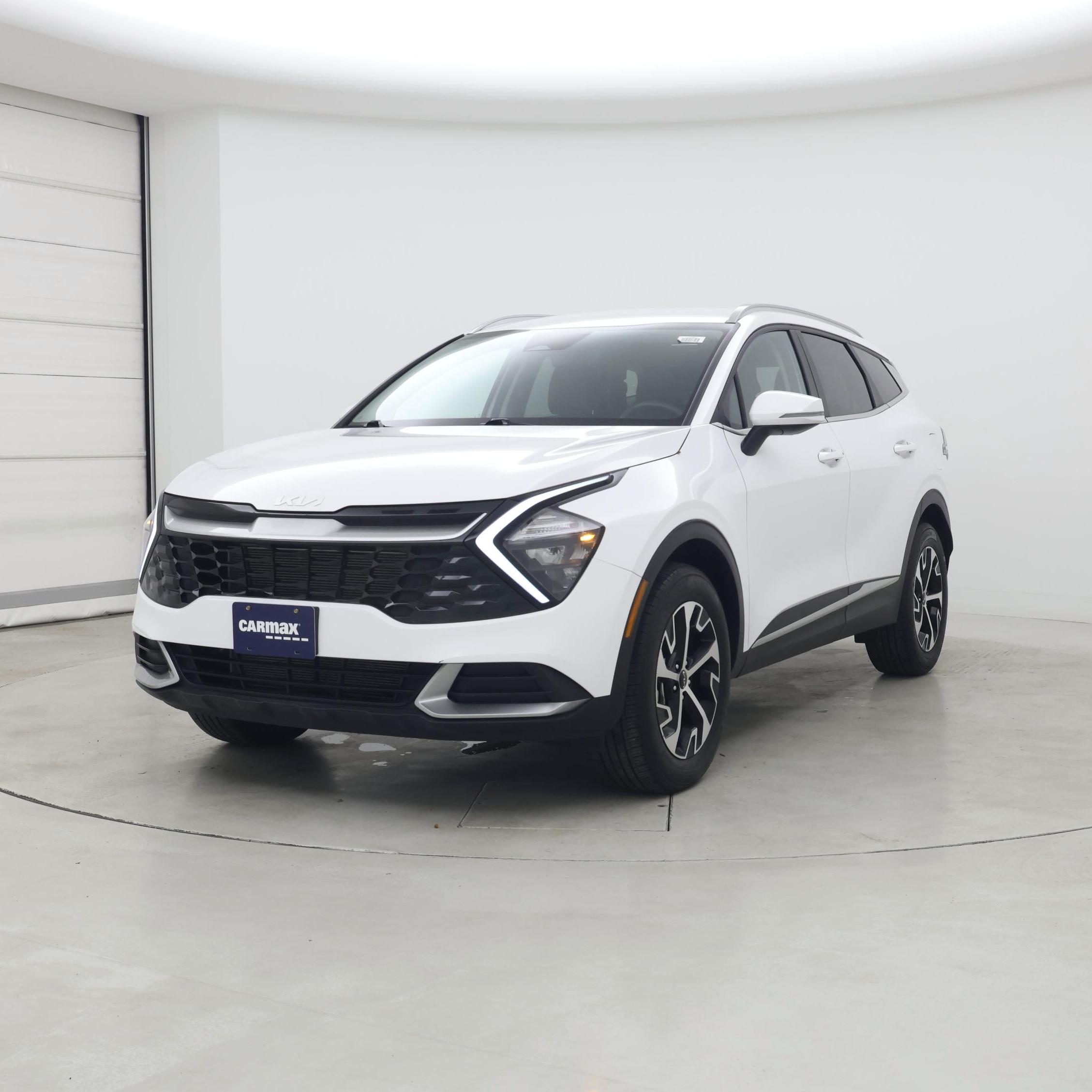 Thumbnail: 2023 Kia Sportage - 4