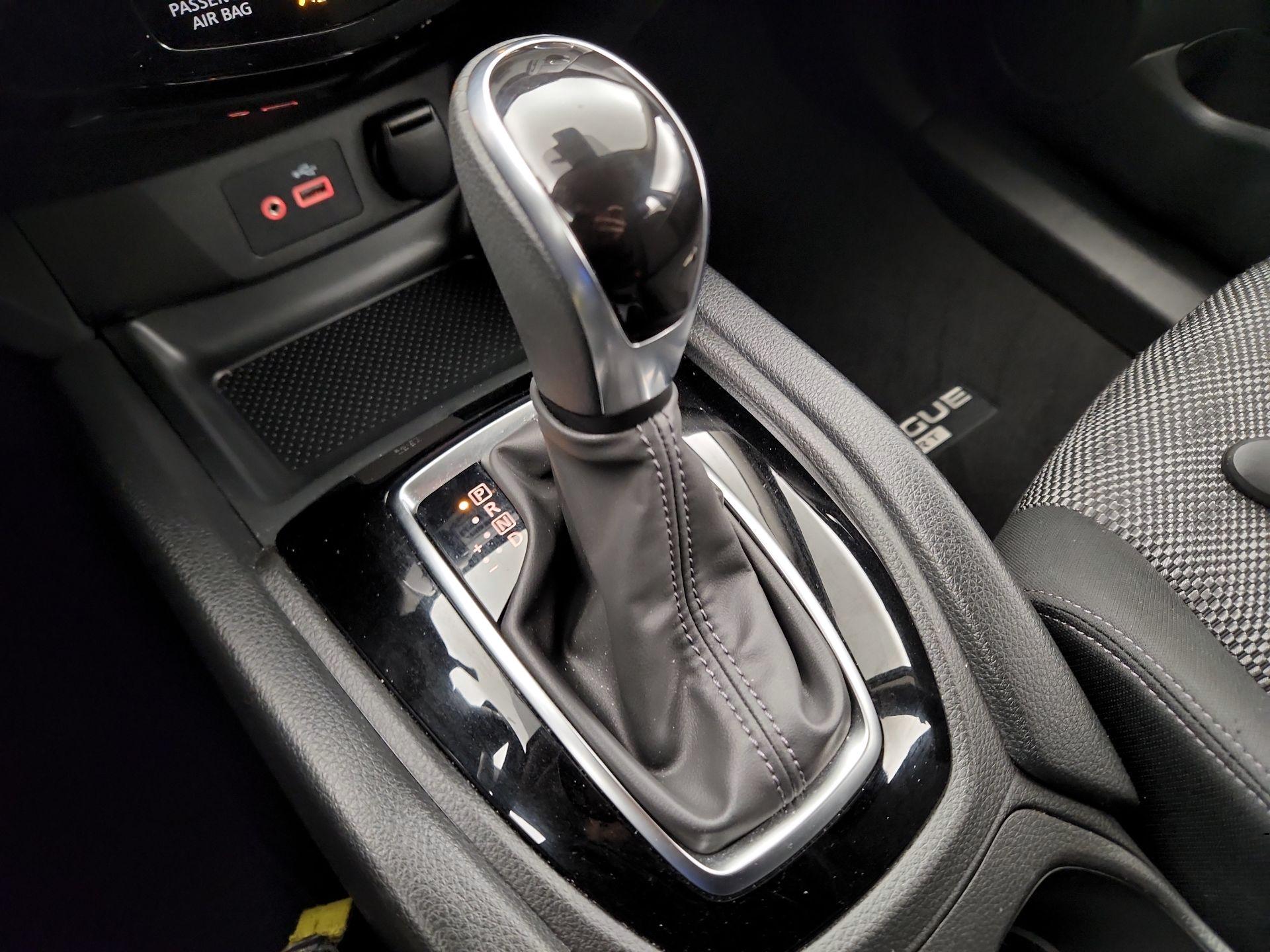 Thumbnail: 2021 Nissan Rogue Sport - 15