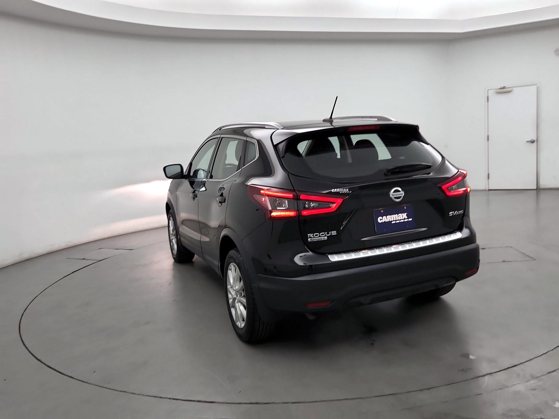 Thumbnail: 2021 Nissan Rogue Sport - 7