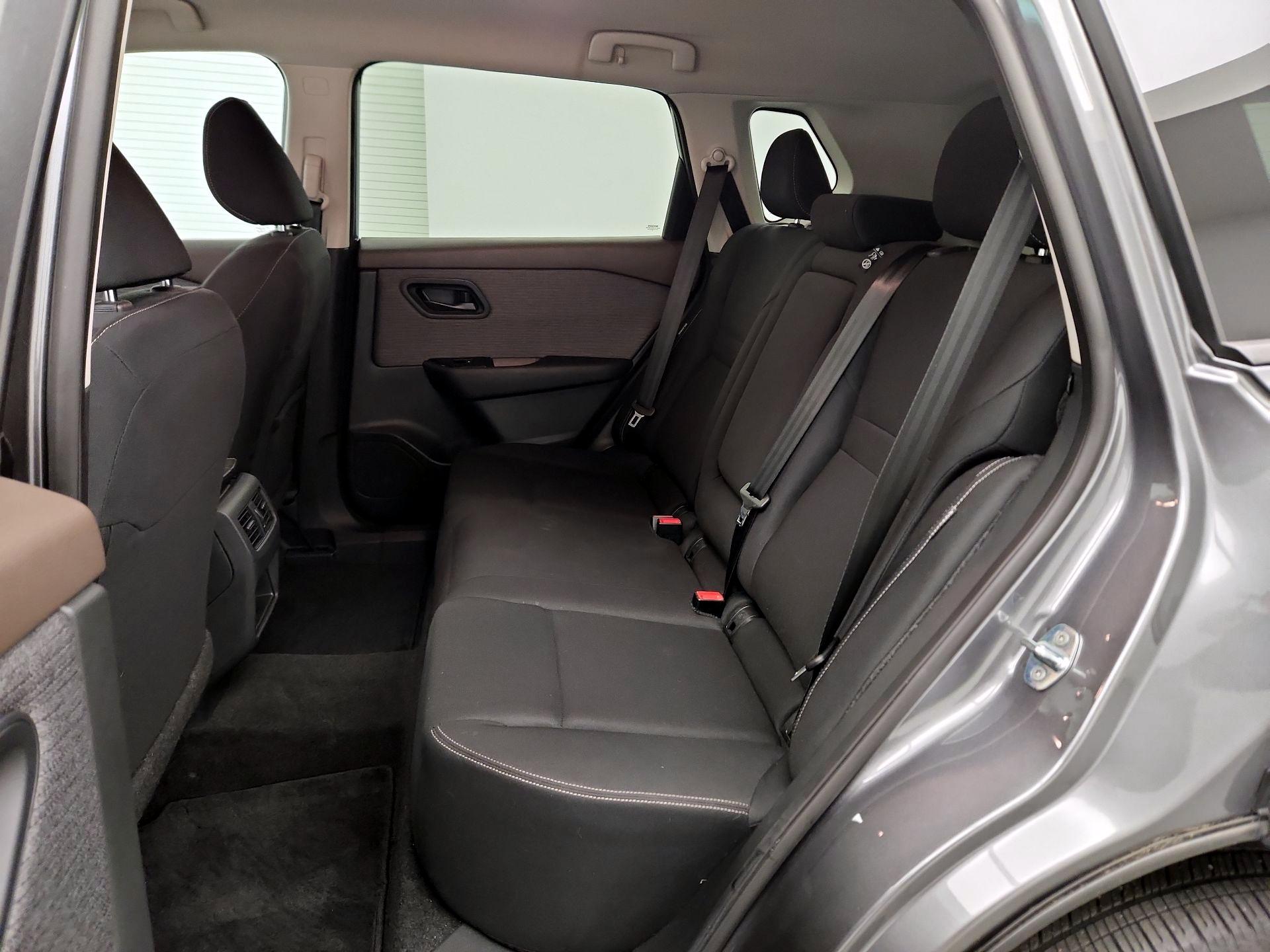 Thumbnail: 2023 Nissan Rogue - 17