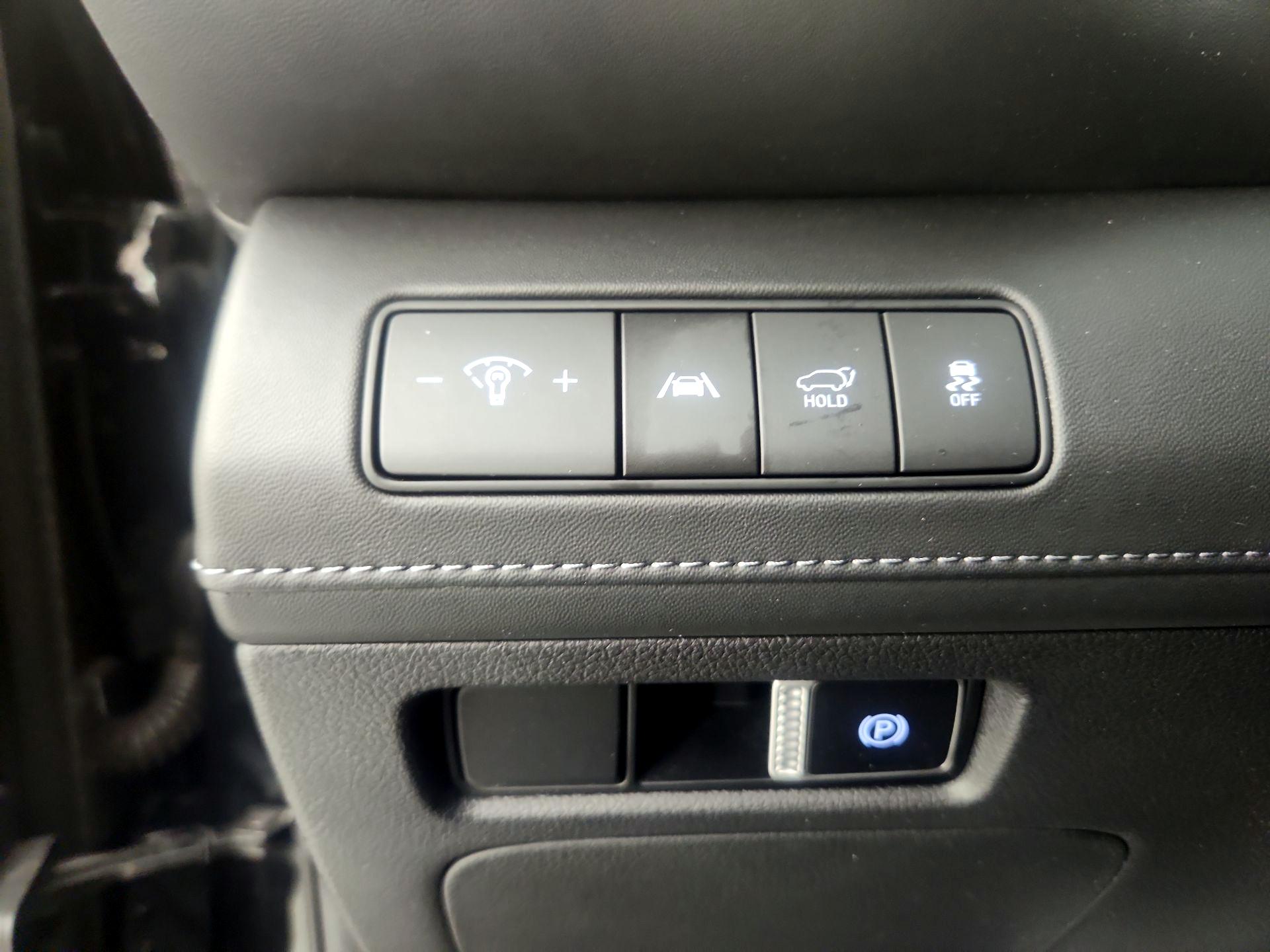 Thumbnail: 2023 Hyundai Santa Fe - 13