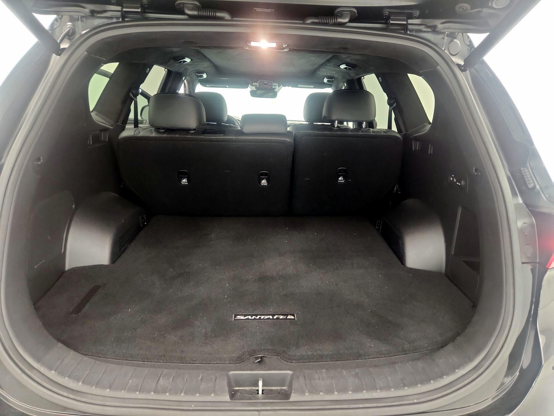 Thumbnail: 2023 Hyundai Santa Fe - 19