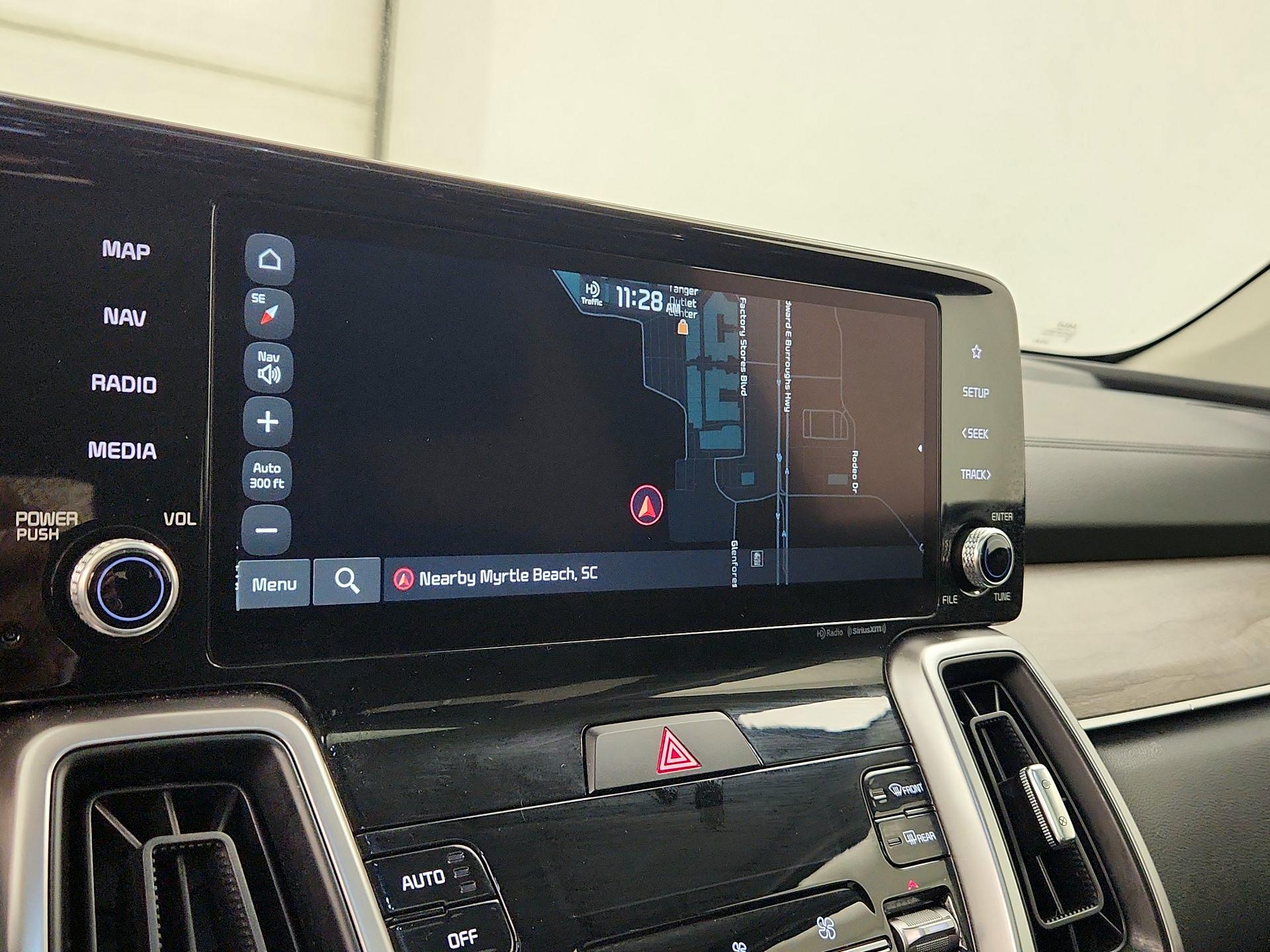 Thumbnail: 2023 Kia Sorento - 14