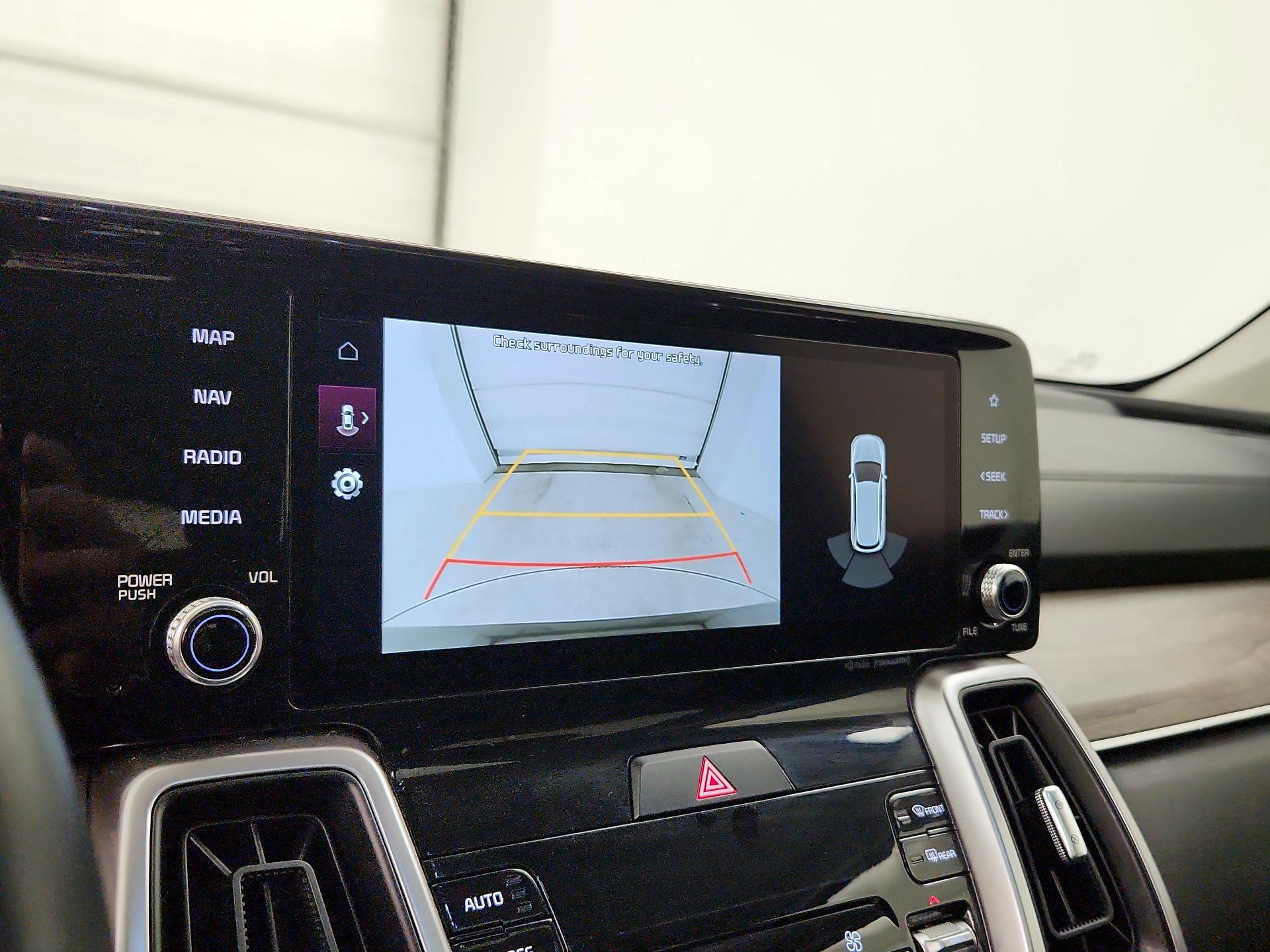 Thumbnail: 2023 Kia Sorento - 15