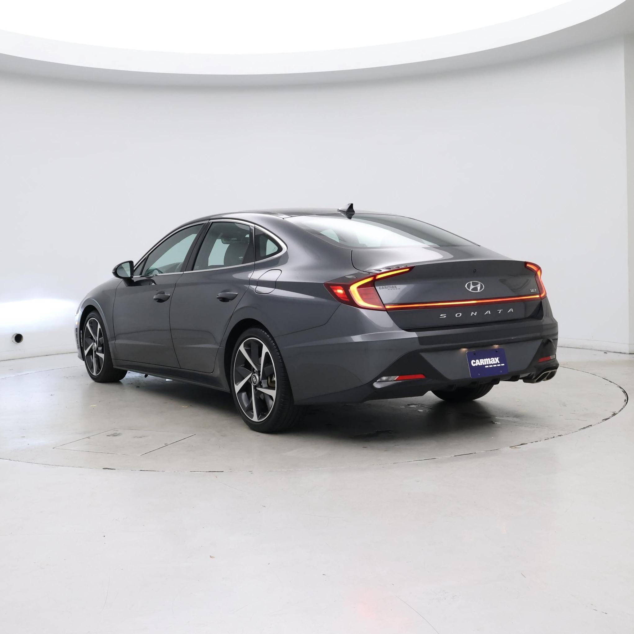 Thumbnail: 2023 Hyundai Sonata - 2