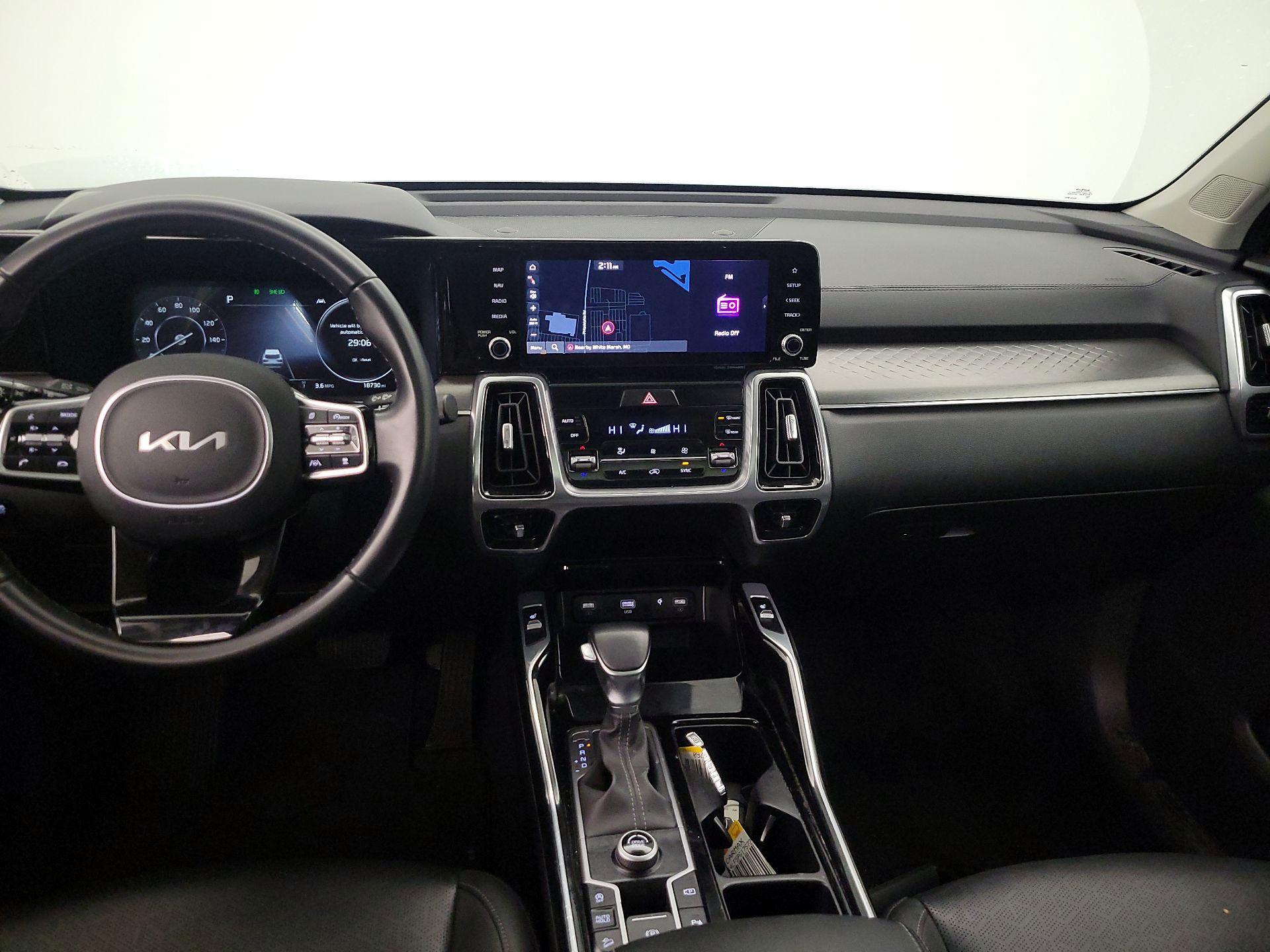 Thumbnail: 2023 Kia Sorento - 9