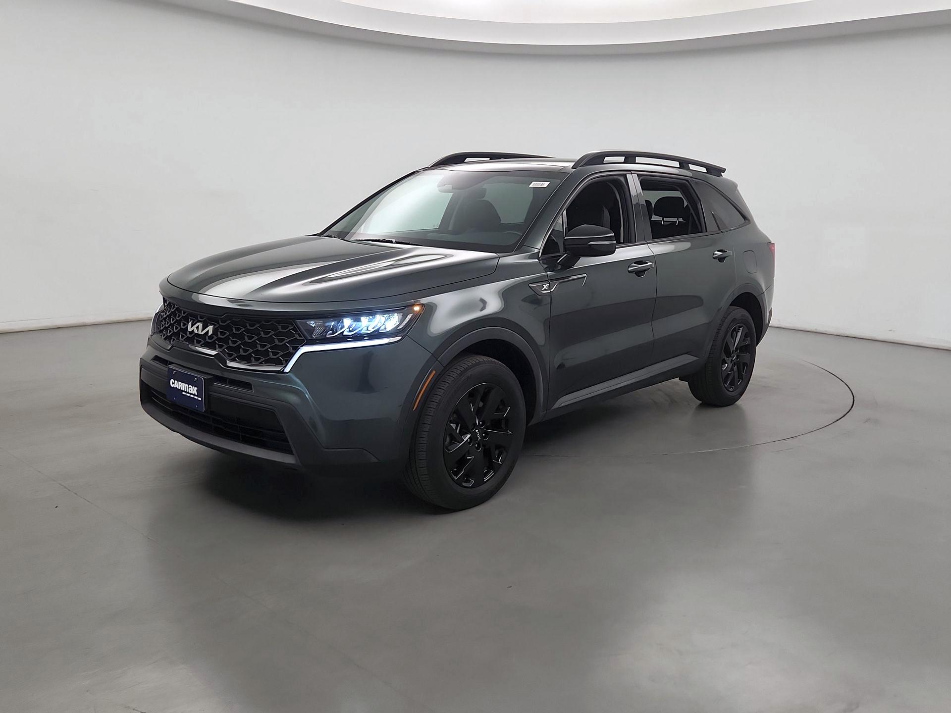 Thumbnail: 2023 Kia Sorento - 3