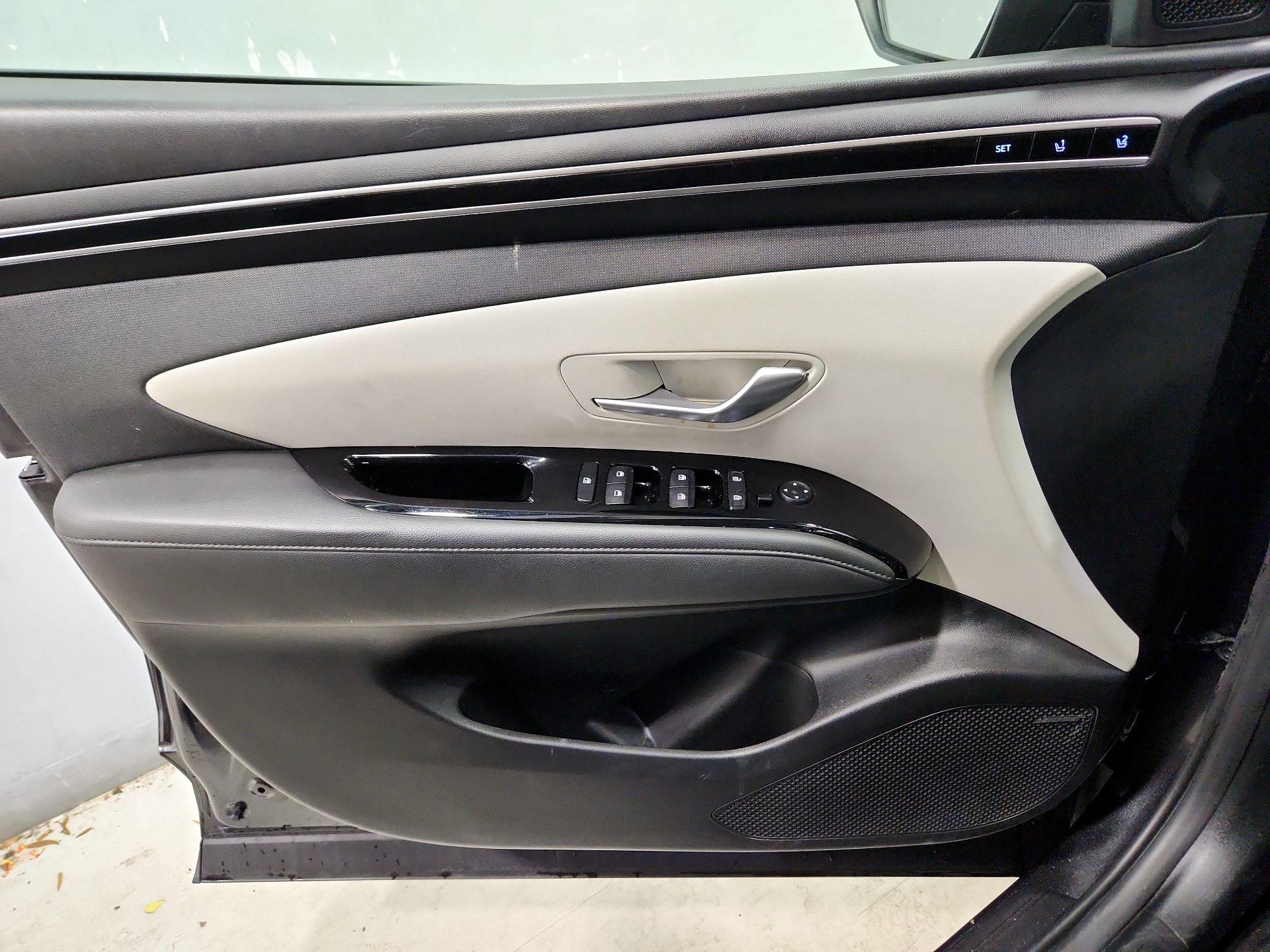 Thumbnail: 2022 Hyundai Tucson - 12