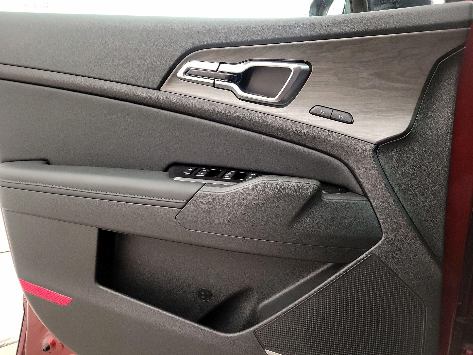 Thumbnail: 2024 Kia Sportage - 12