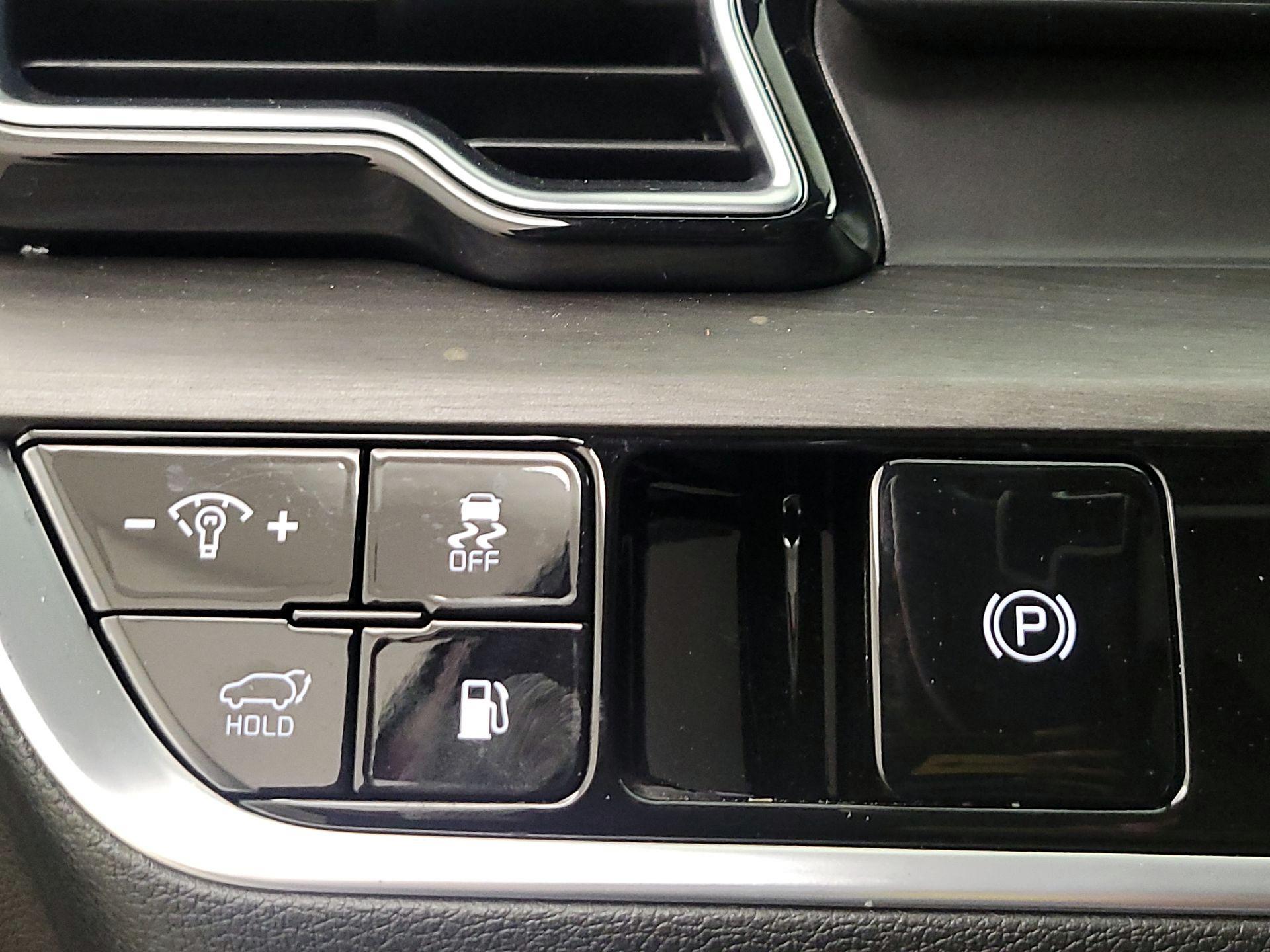 Thumbnail: 2024 Kia Sportage - 13