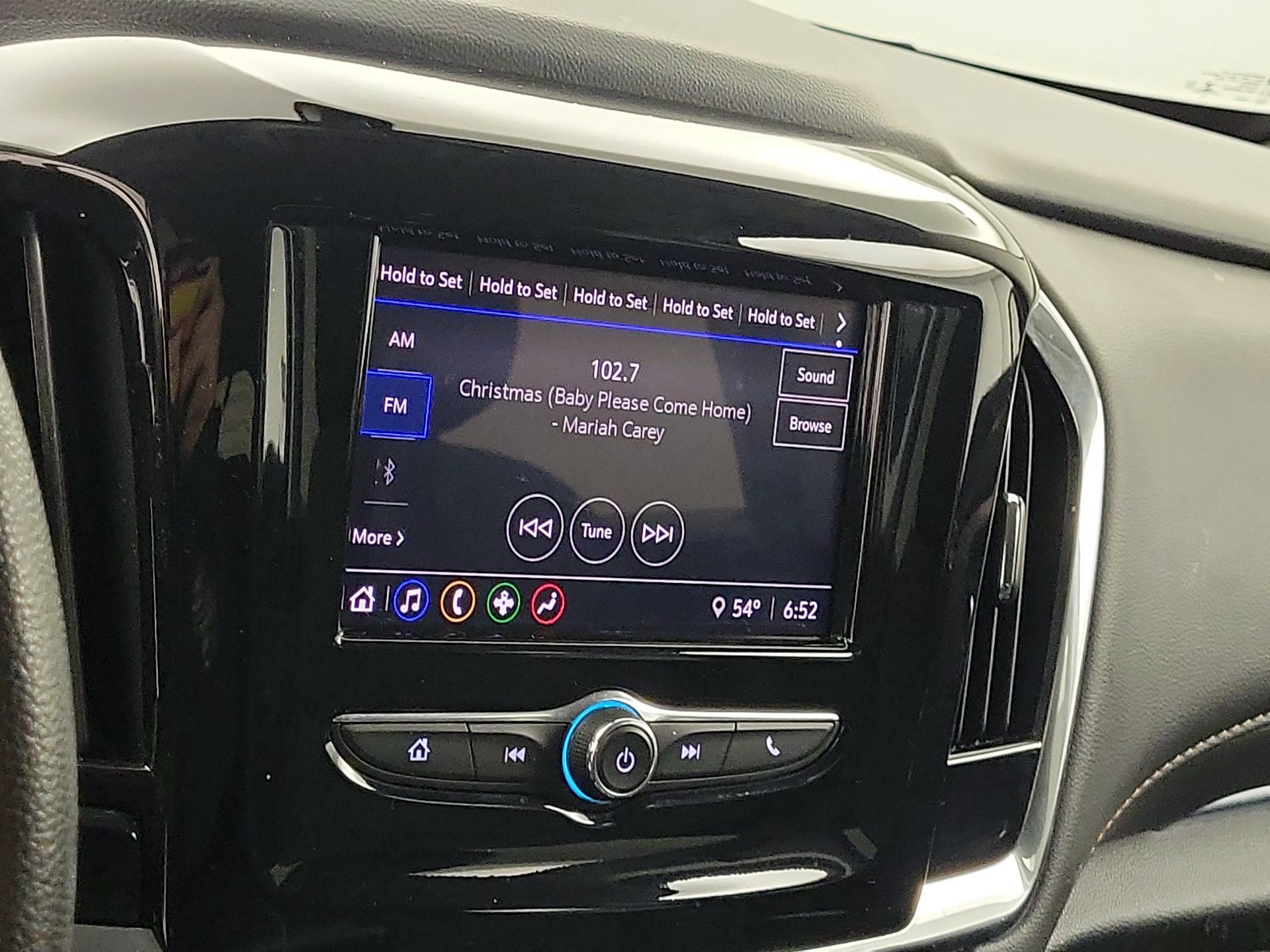 Thumbnail: 2020 Chevrolet Traverse - 13