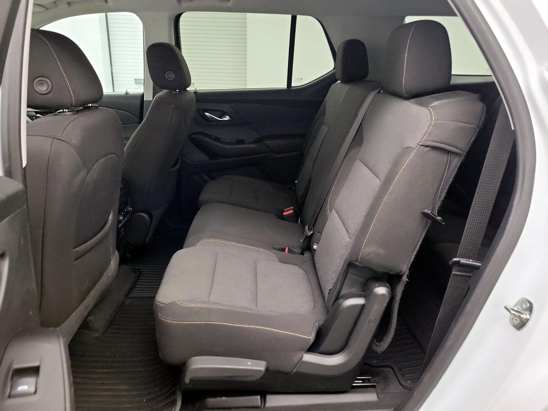 Thumbnail: 2020 Chevrolet Traverse - 17