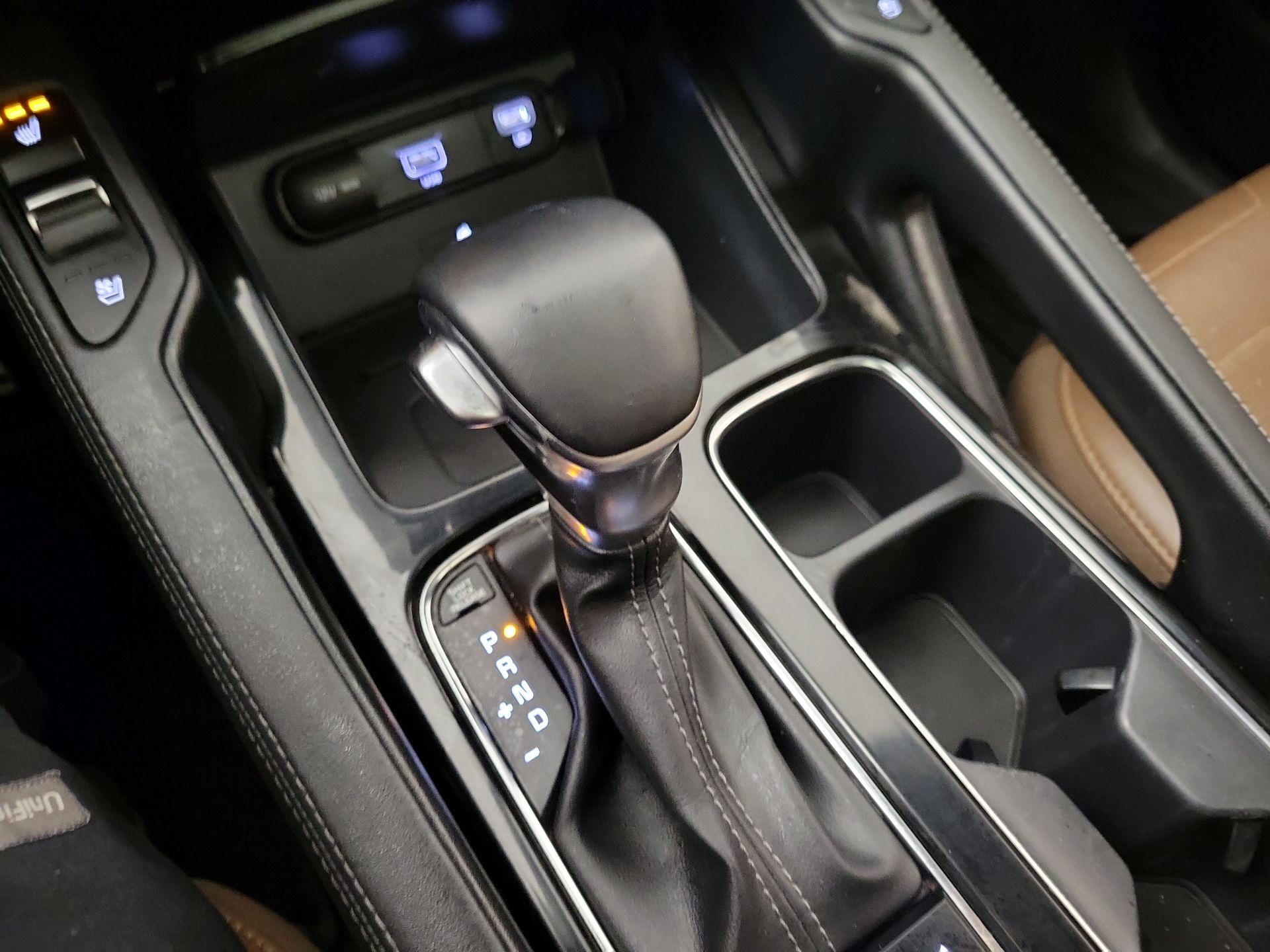 Thumbnail: 2022 Kia Telluride - 16