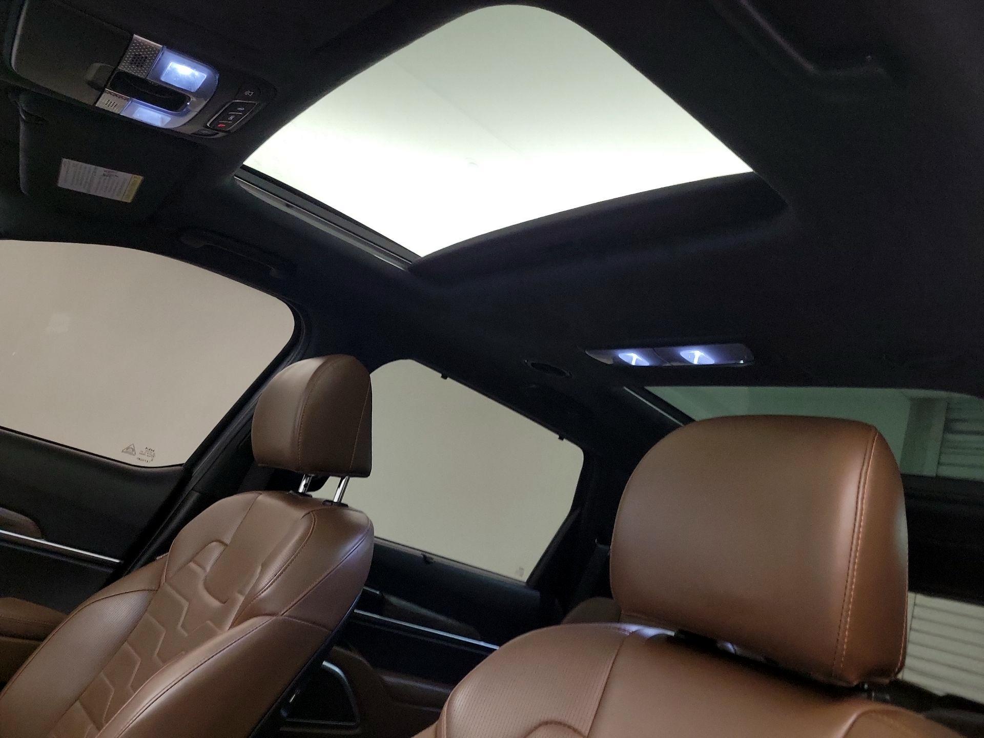 Thumbnail: 2022 Kia Telluride - 18