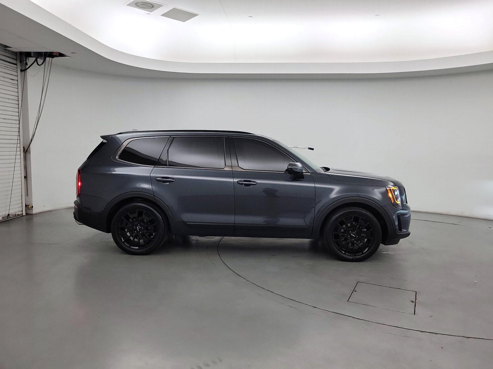 Thumbnail: 2022 Kia Telluride - 4