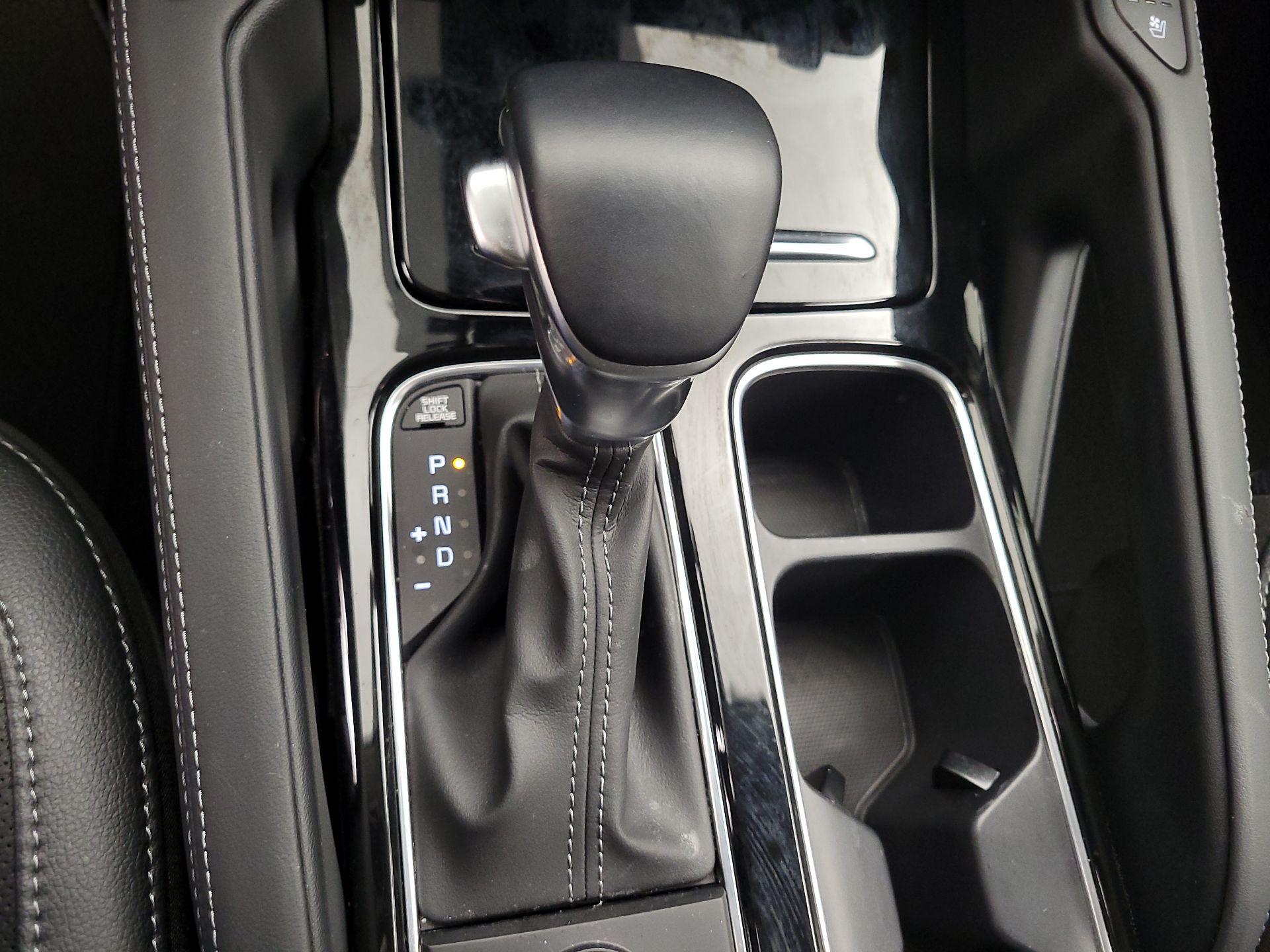 Thumbnail: 2022 Kia Telluride - 18