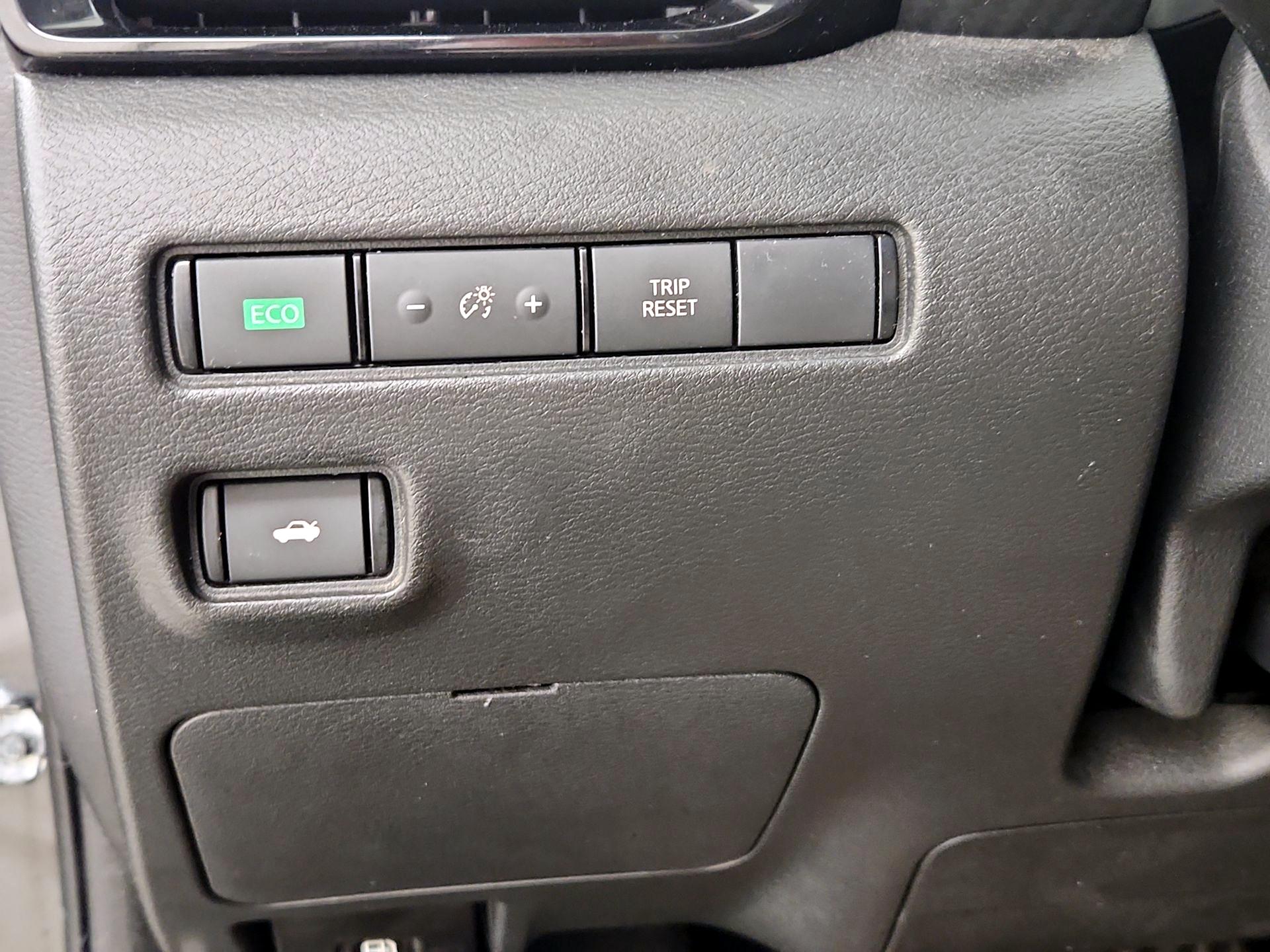 Thumbnail: 2023 Nissan Sentra - 13