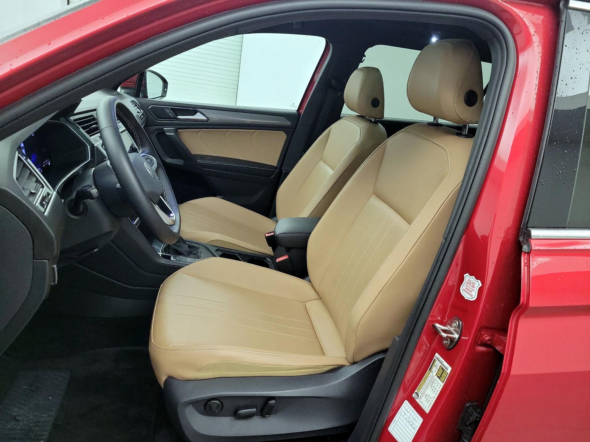 Thumbnail: 2024 Volkswagen Tiguan - 9