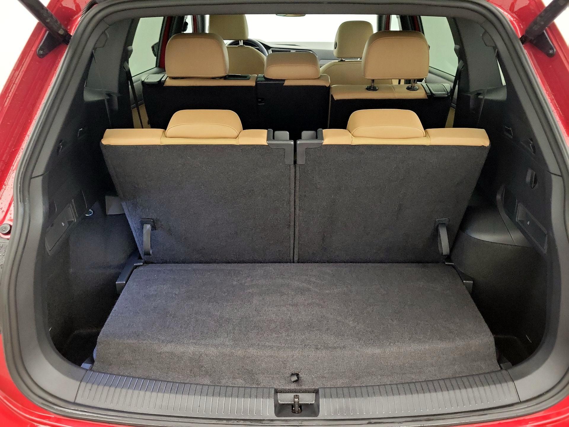 Thumbnail: 2024 Volkswagen Tiguan - 20