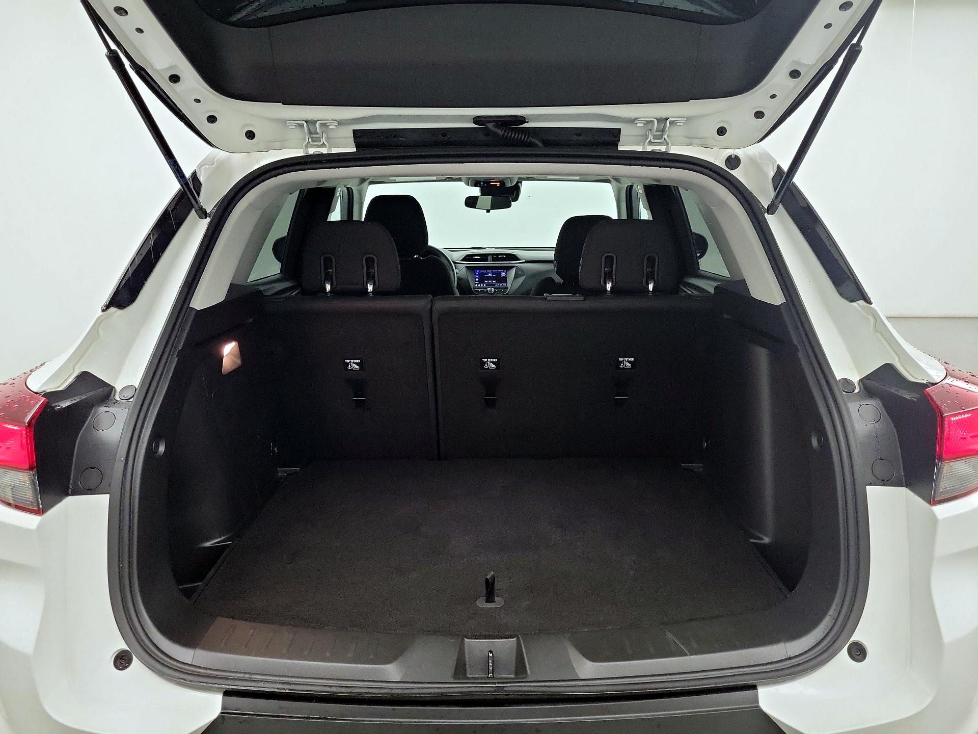 Thumbnail: 2023 Chevrolet TrailBlazer - 18