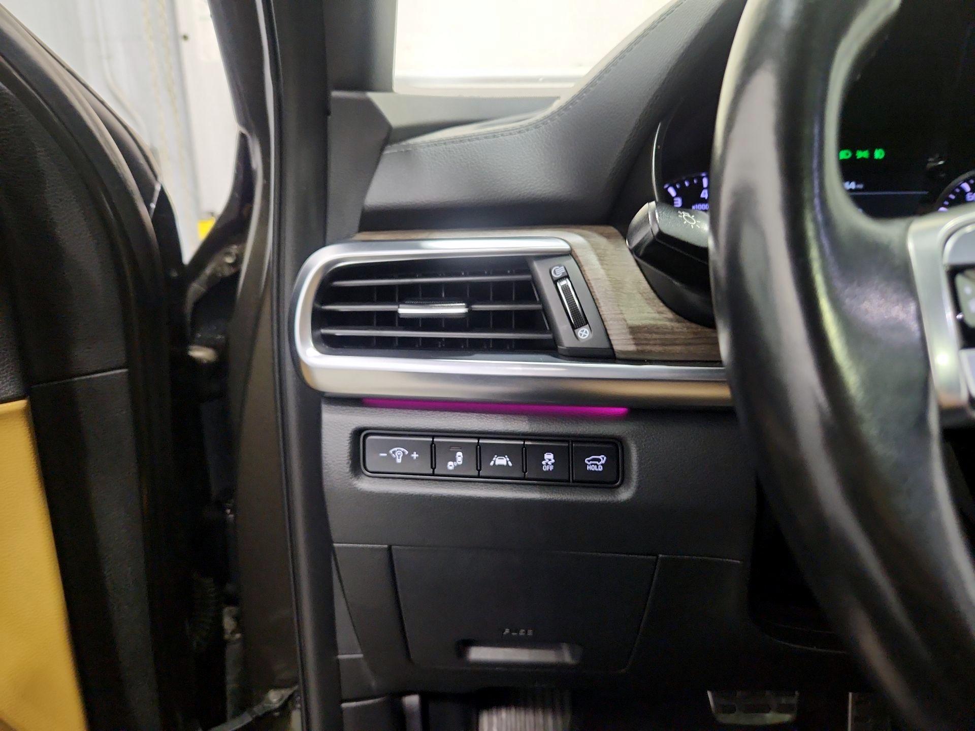 Thumbnail: 2020 Kia Telluride - 13