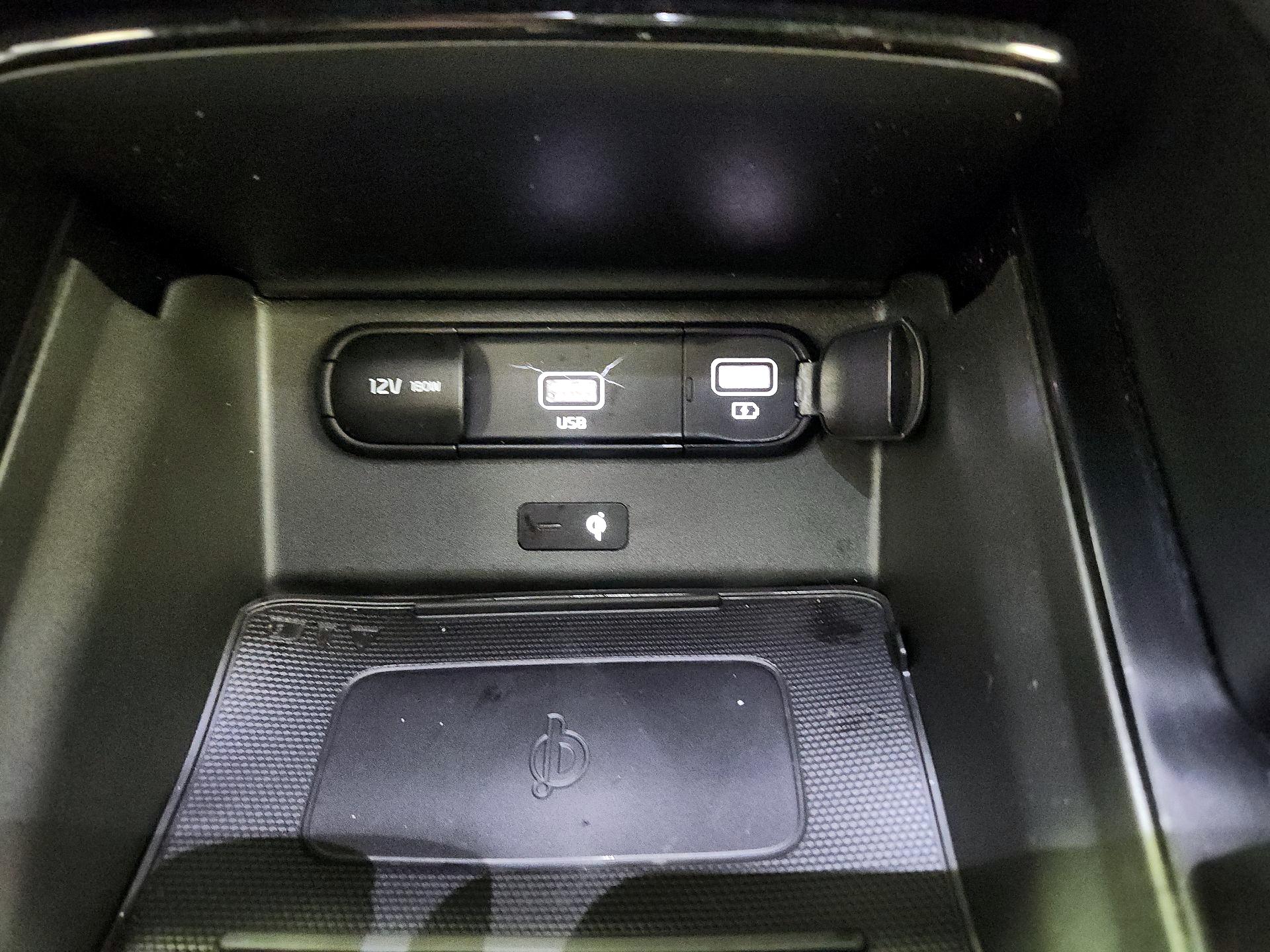 Thumbnail: 2020 Kia Telluride - 19