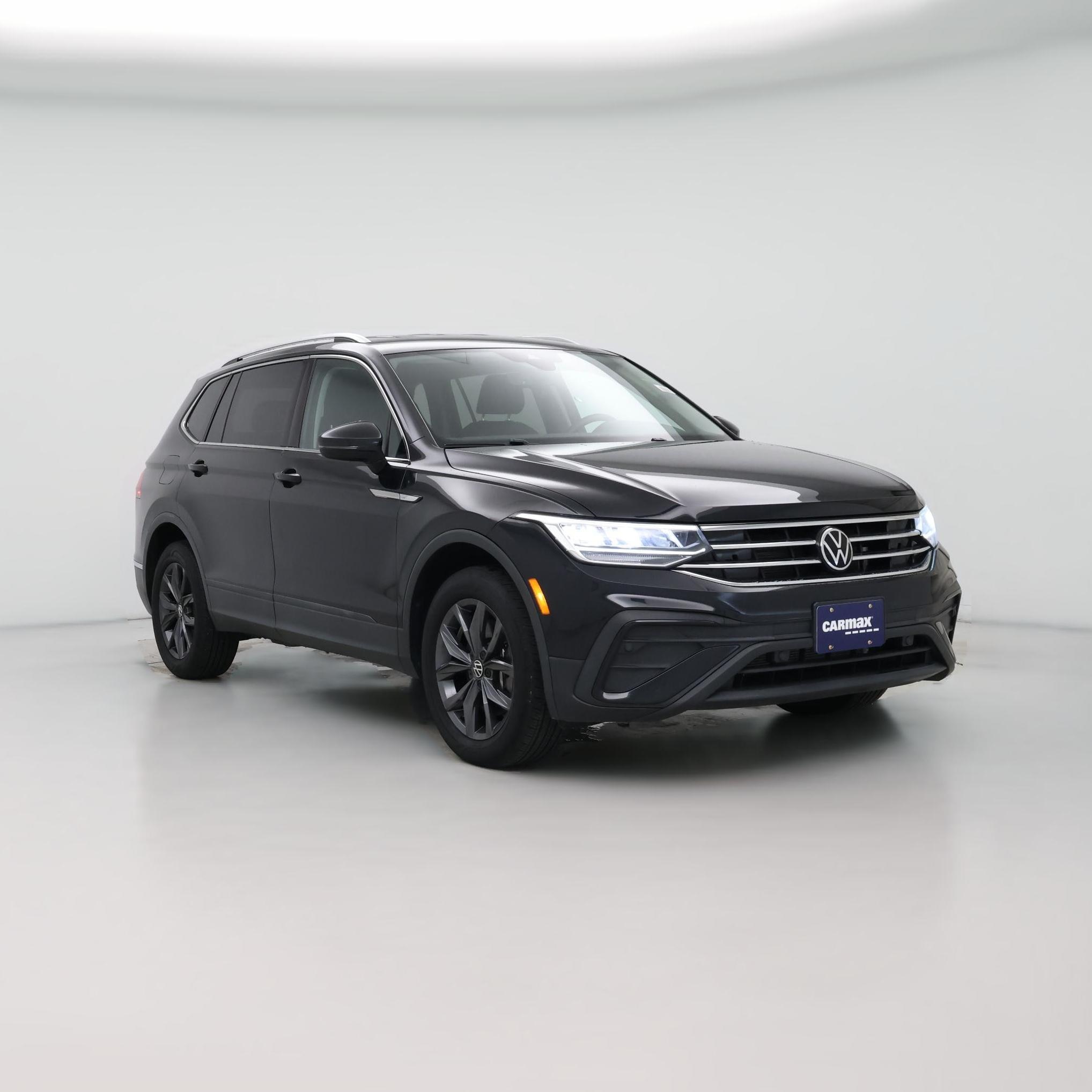 Thumbnail: 2022 Volkswagen Tiguan - 1