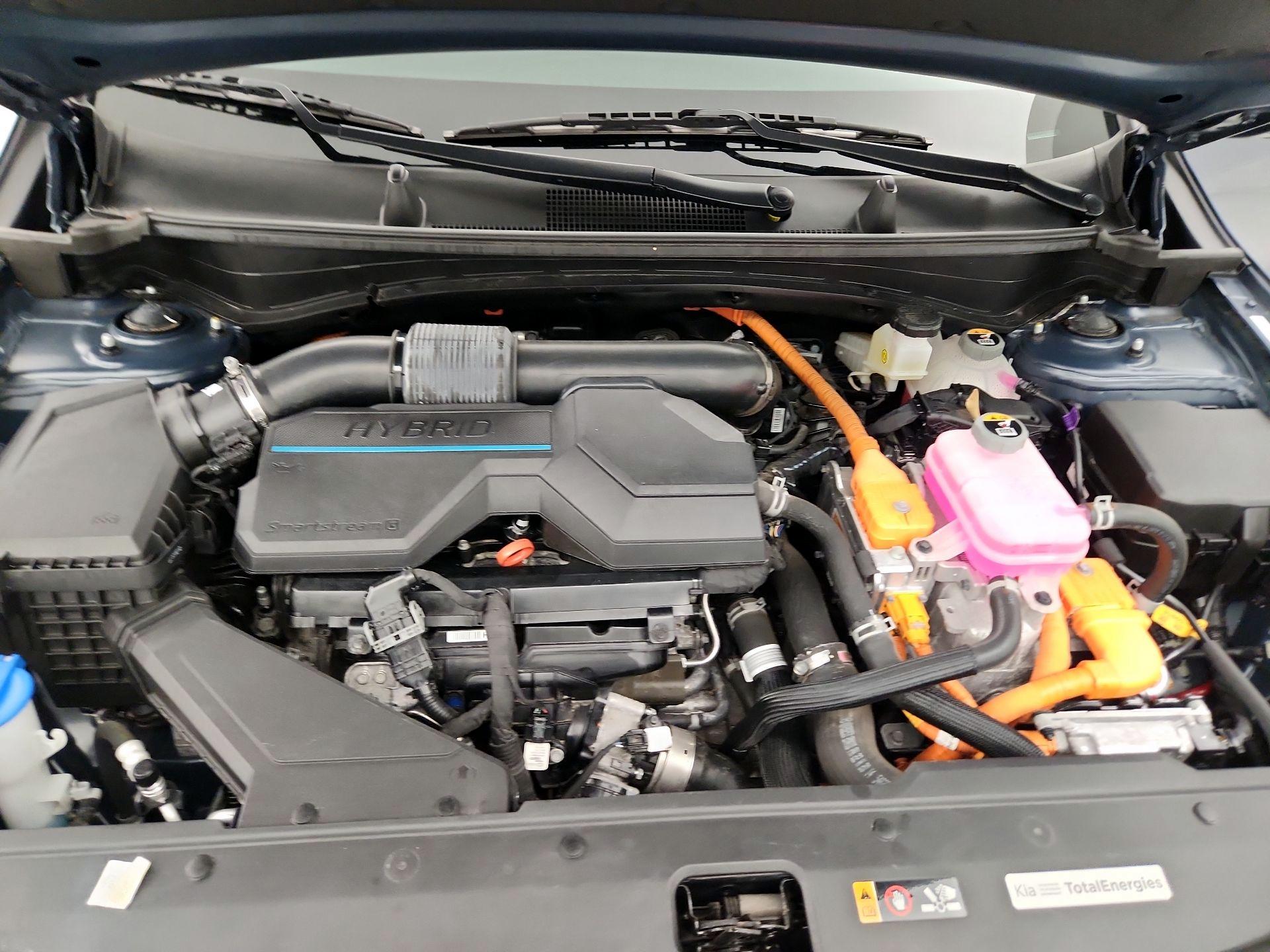 Thumbnail: 2023 Kia Sportage - 18