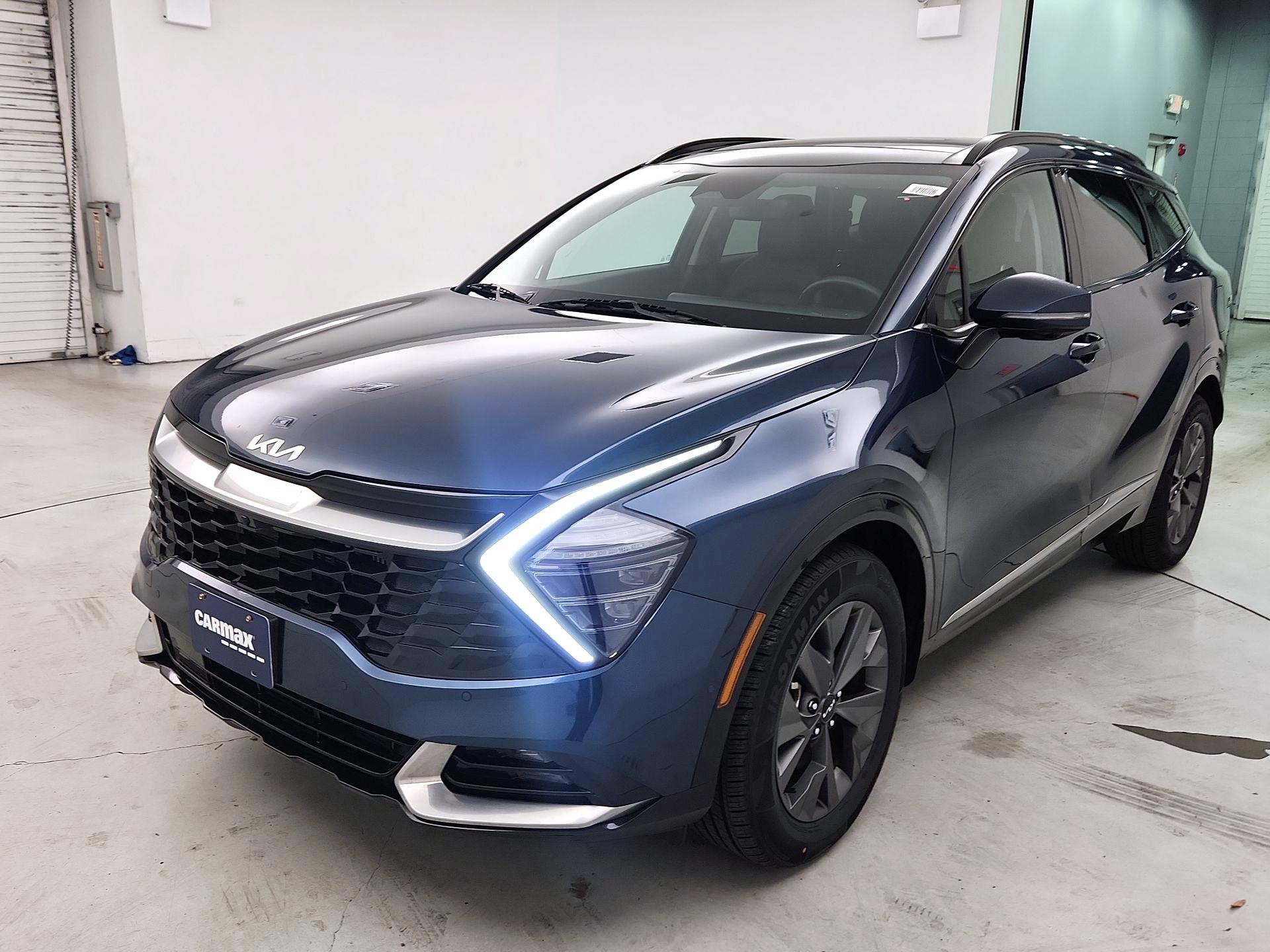 Thumbnail: 2023 Kia Sportage - 3