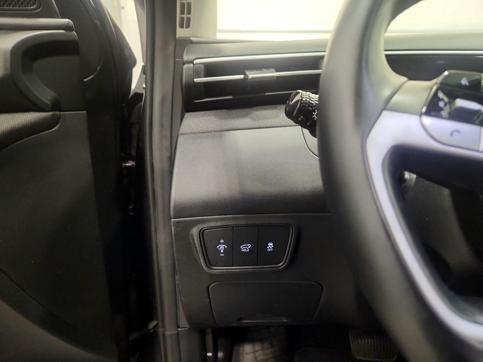 Thumbnail: 2023 Hyundai Tucson - 13