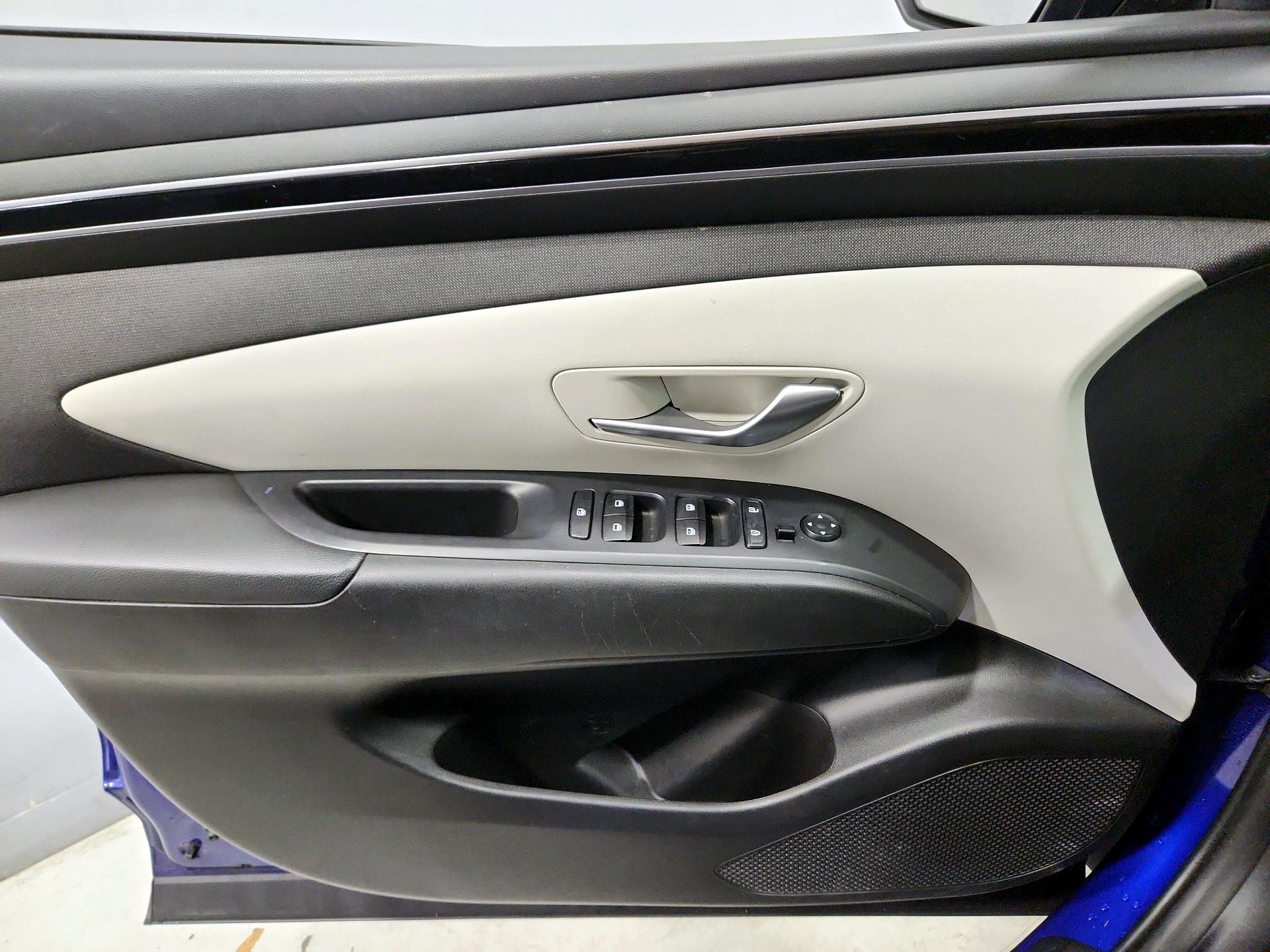 Thumbnail: 2023 Hyundai Tucson - 12