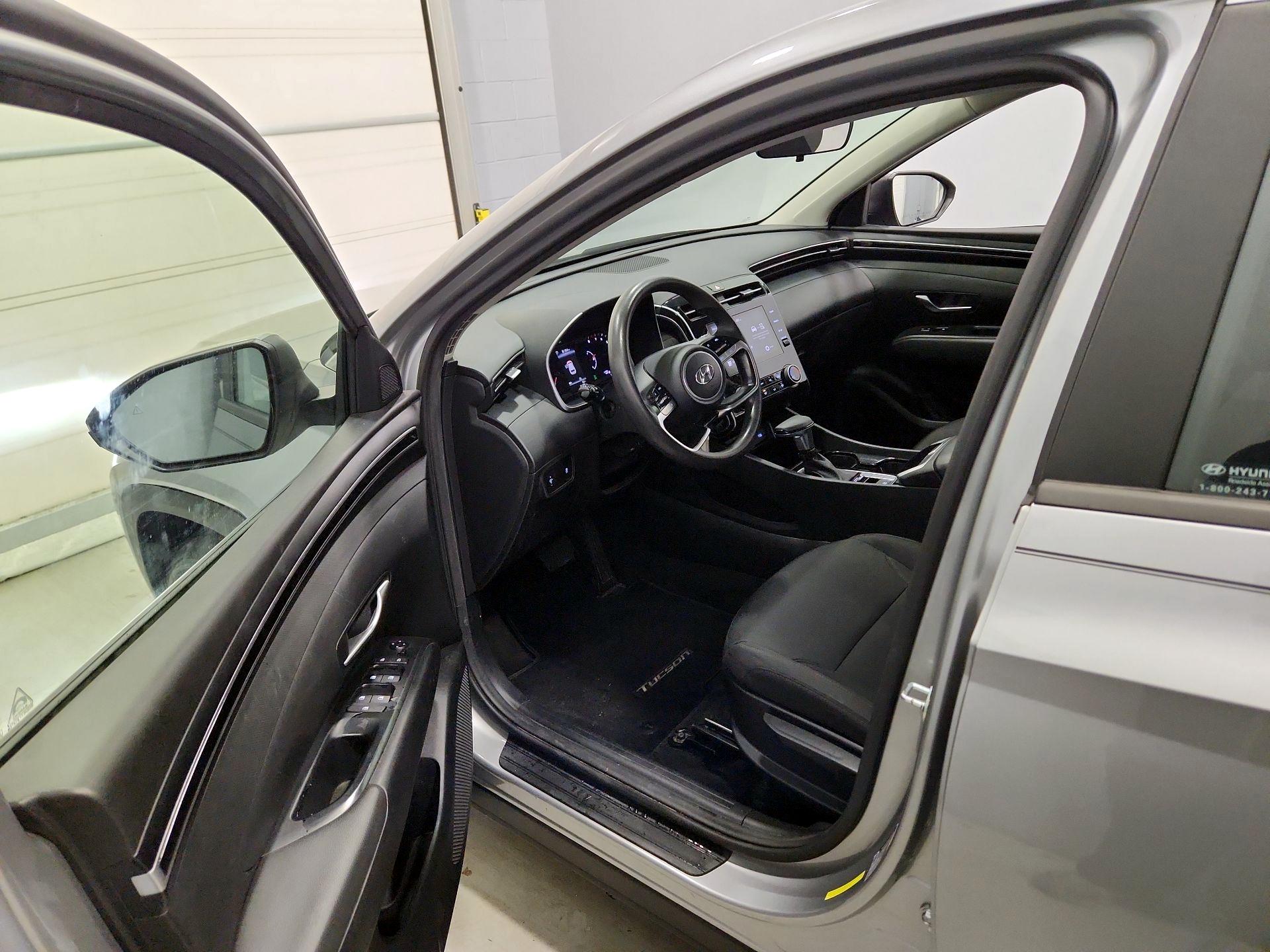 Thumbnail: 2022 Hyundai Tucson - 11